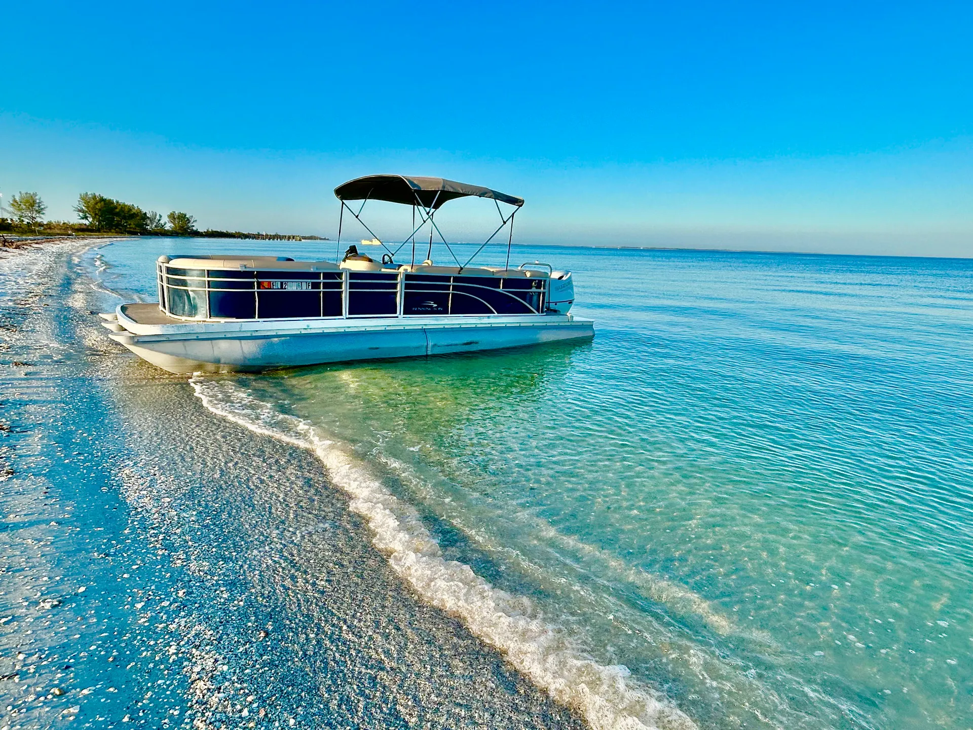 Tritoon Bennington 175 HP