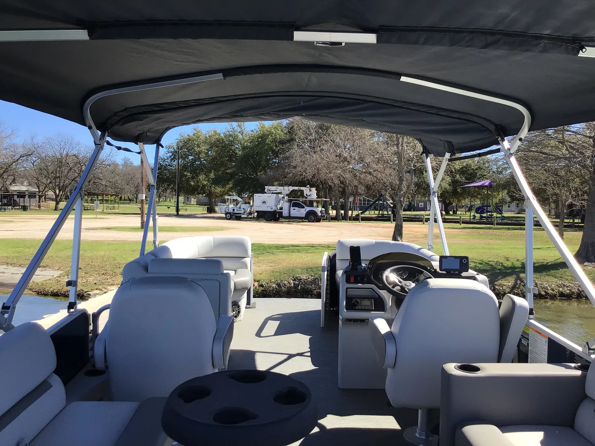 Lots of shade on this Sweetwater tritoon!!