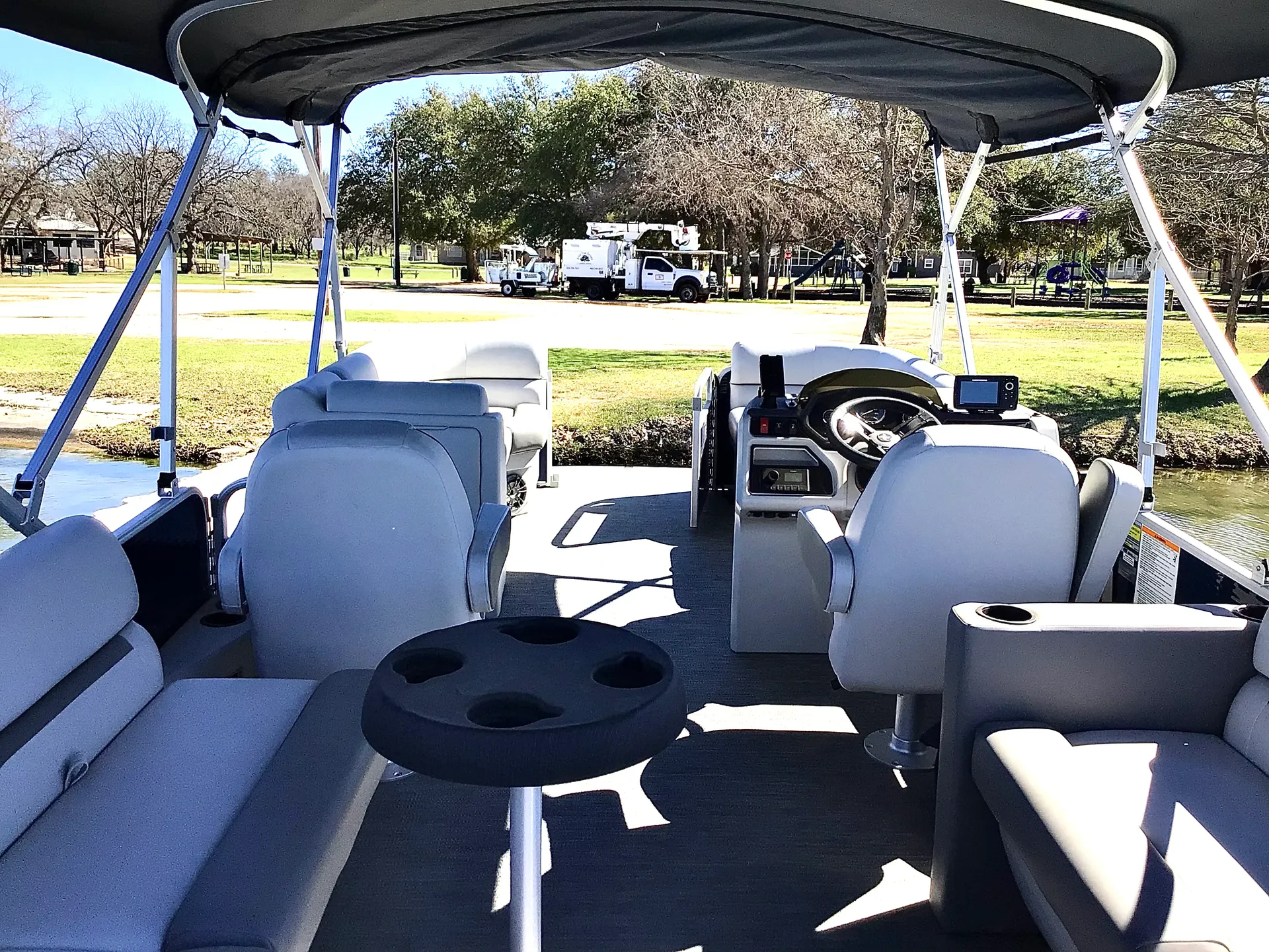 Lots of shade on this Sweetwater tritoon!!