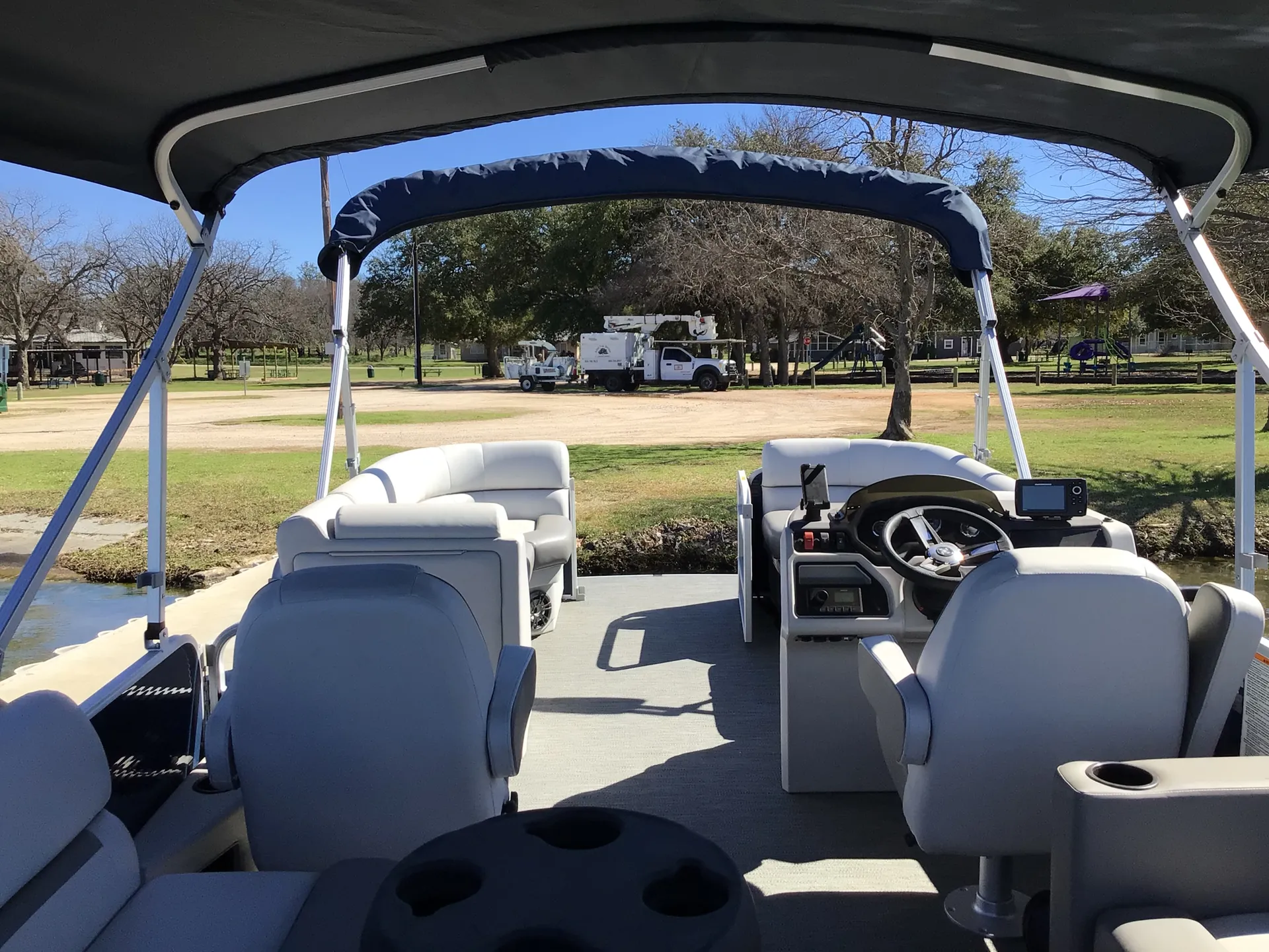 Lots of shade on this Sweetwater tritoon!!