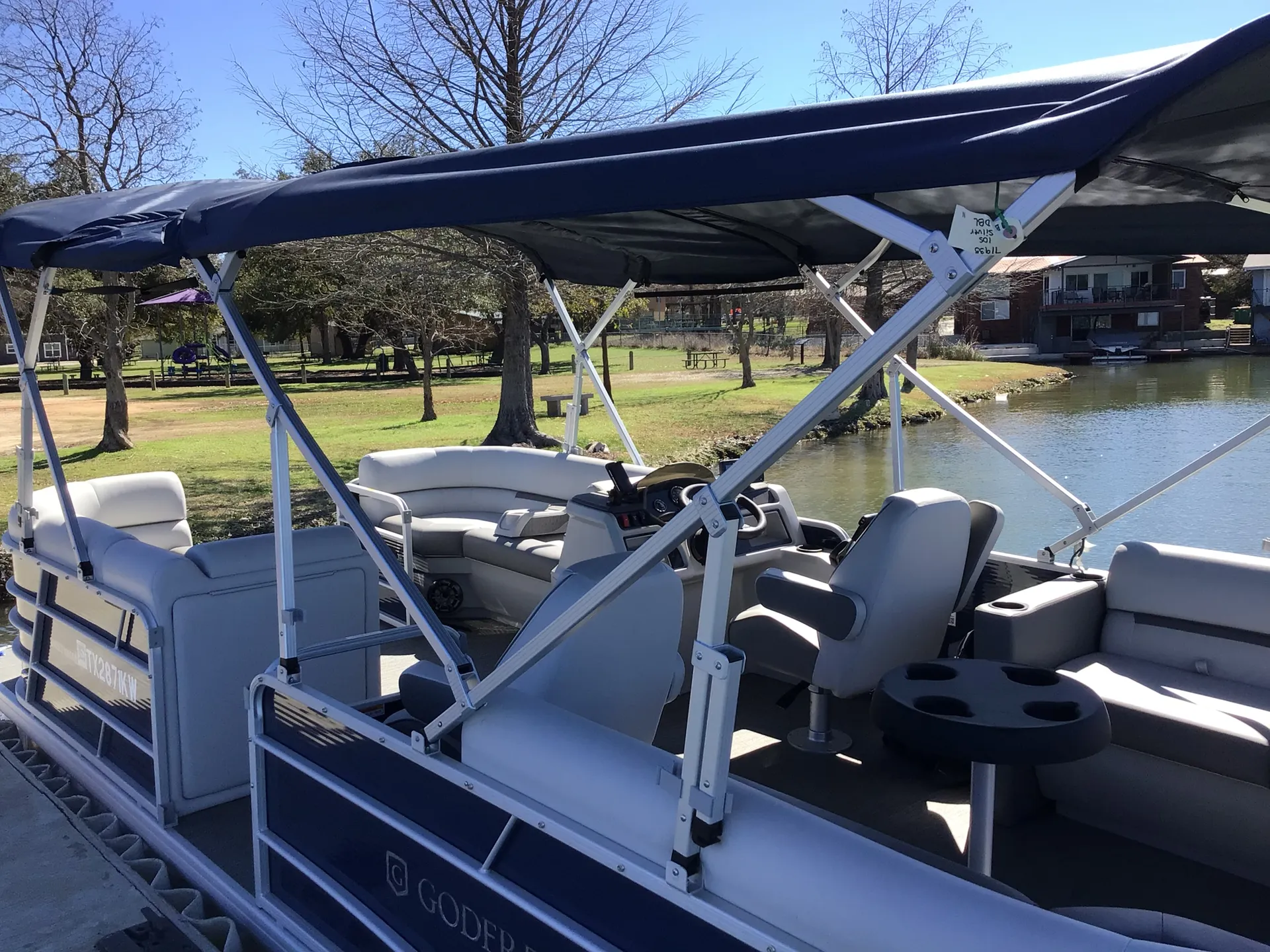 Lots of shade on this Sweetwater tritoon!!