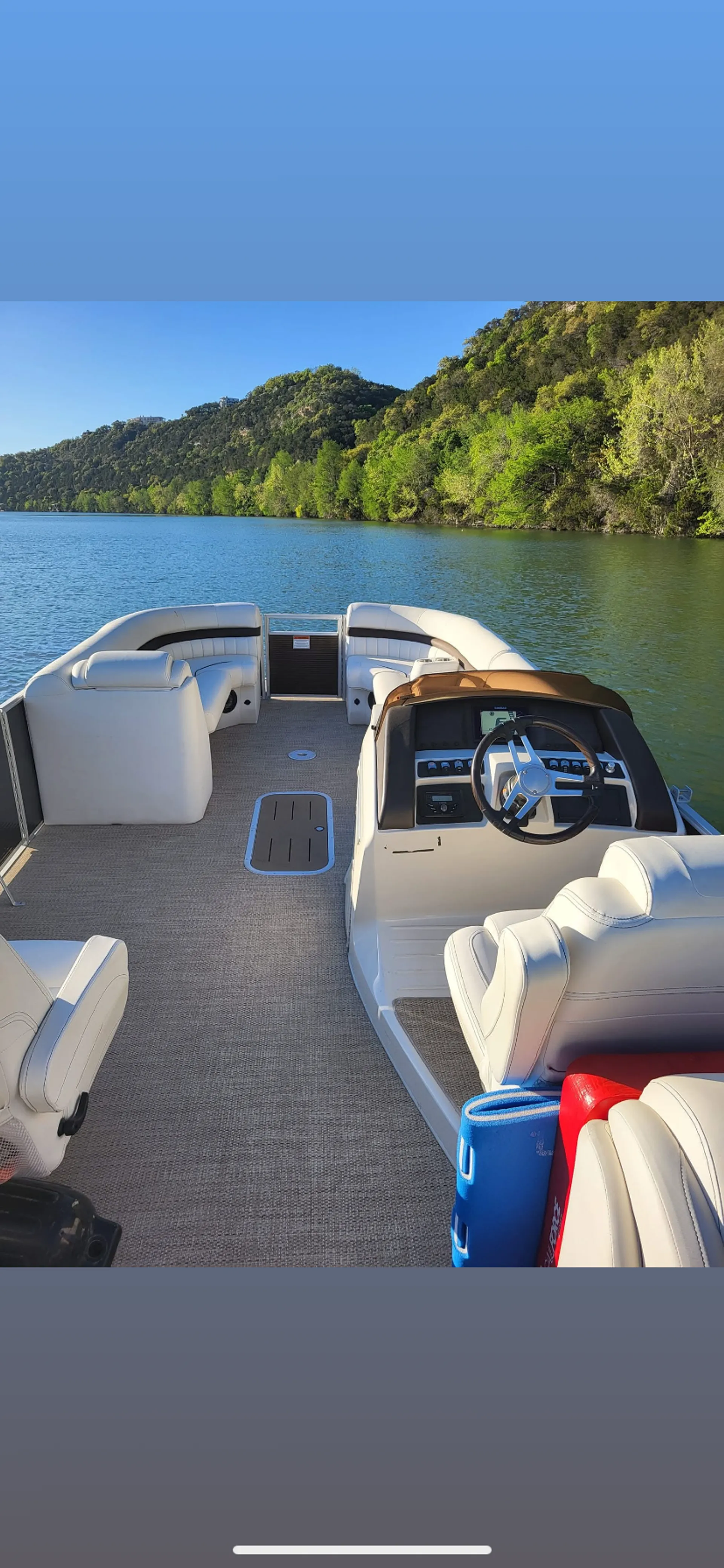 BENNINGTON MARINE 26 LXFB in Austin, TX — photo 4