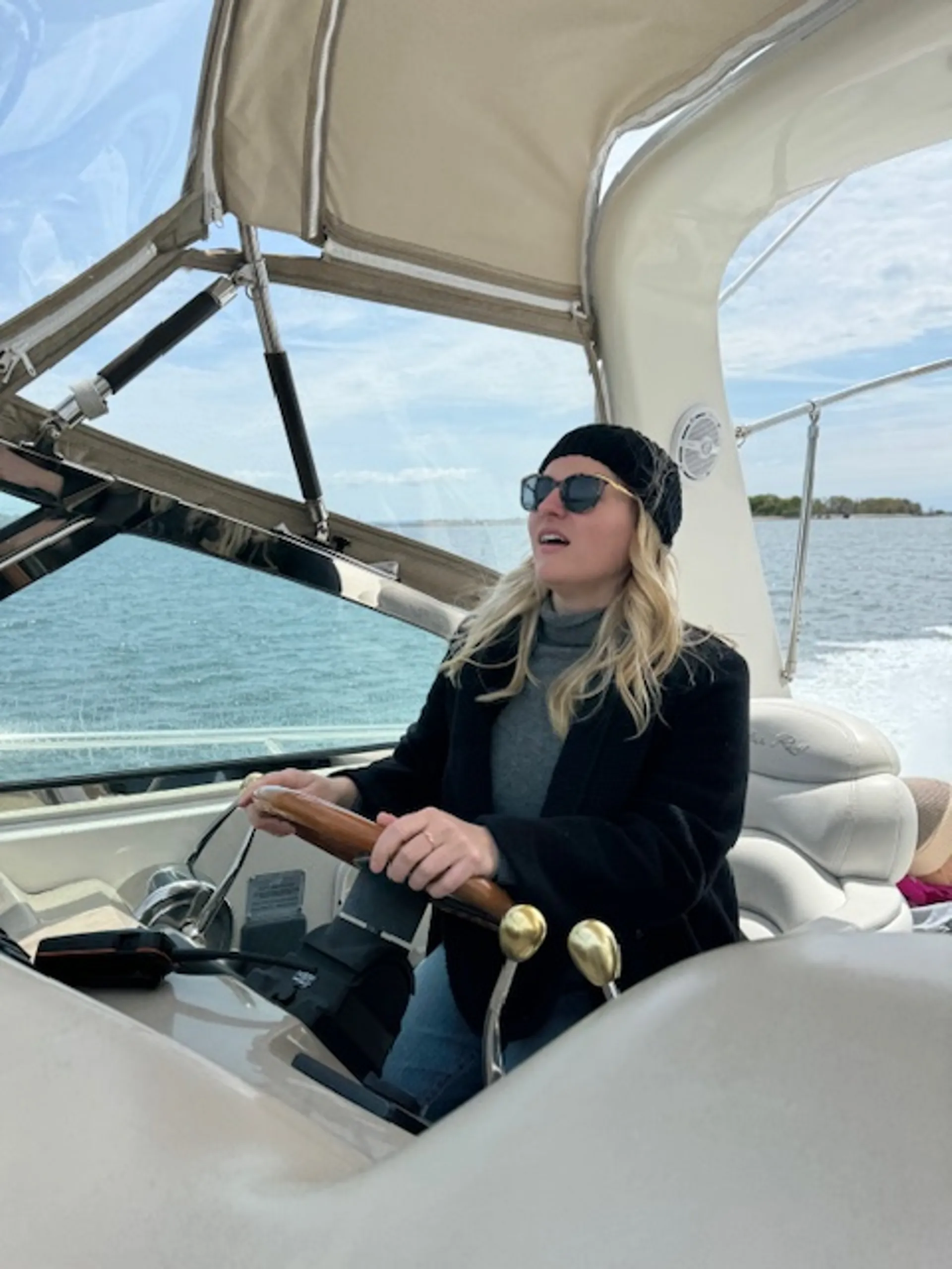 Winedown aboard our 33ft charter relax, & enjoy Sunset Cruises