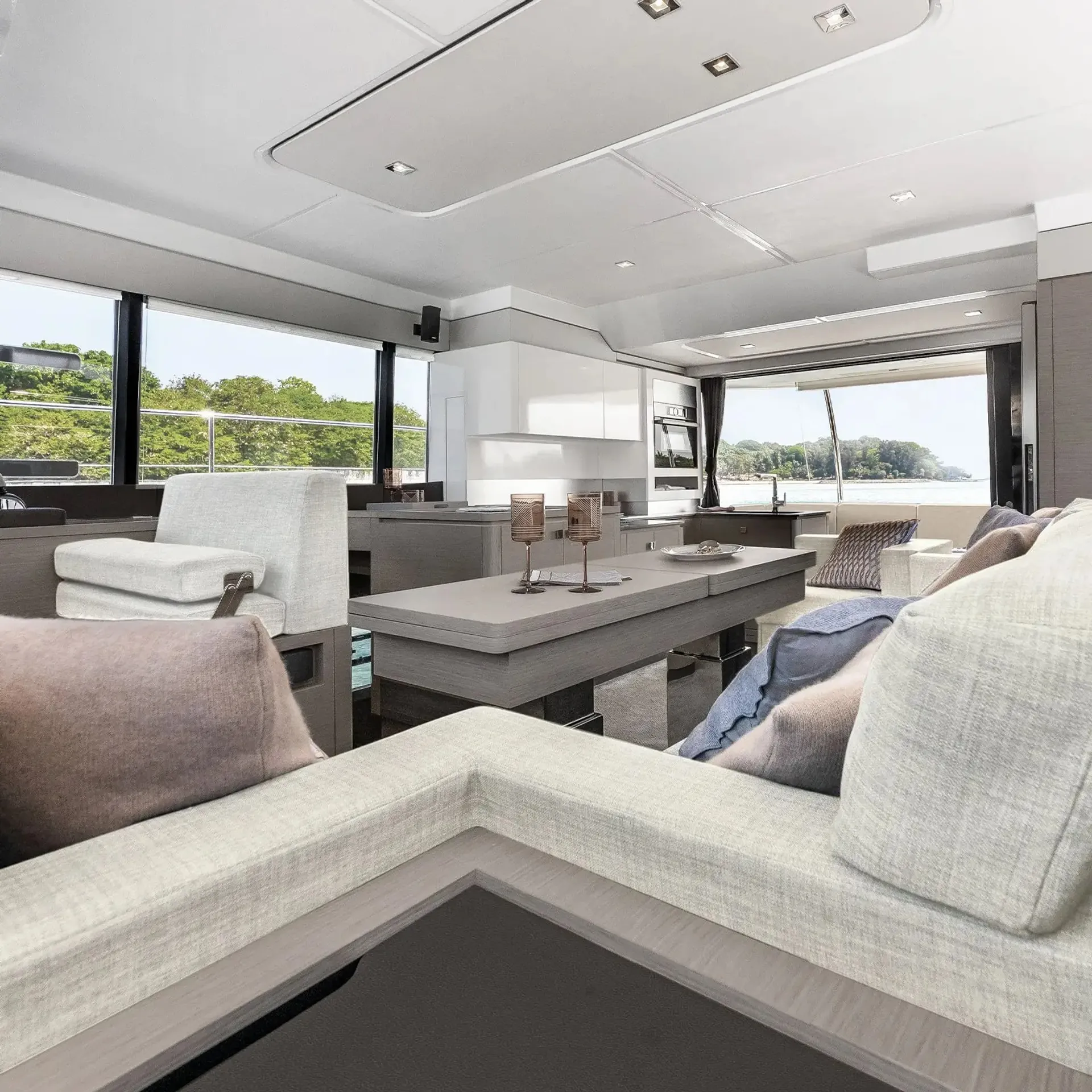 Congetta | 44’ Fountaine Pajot MY5 – Tampa Bay Luxury Escape