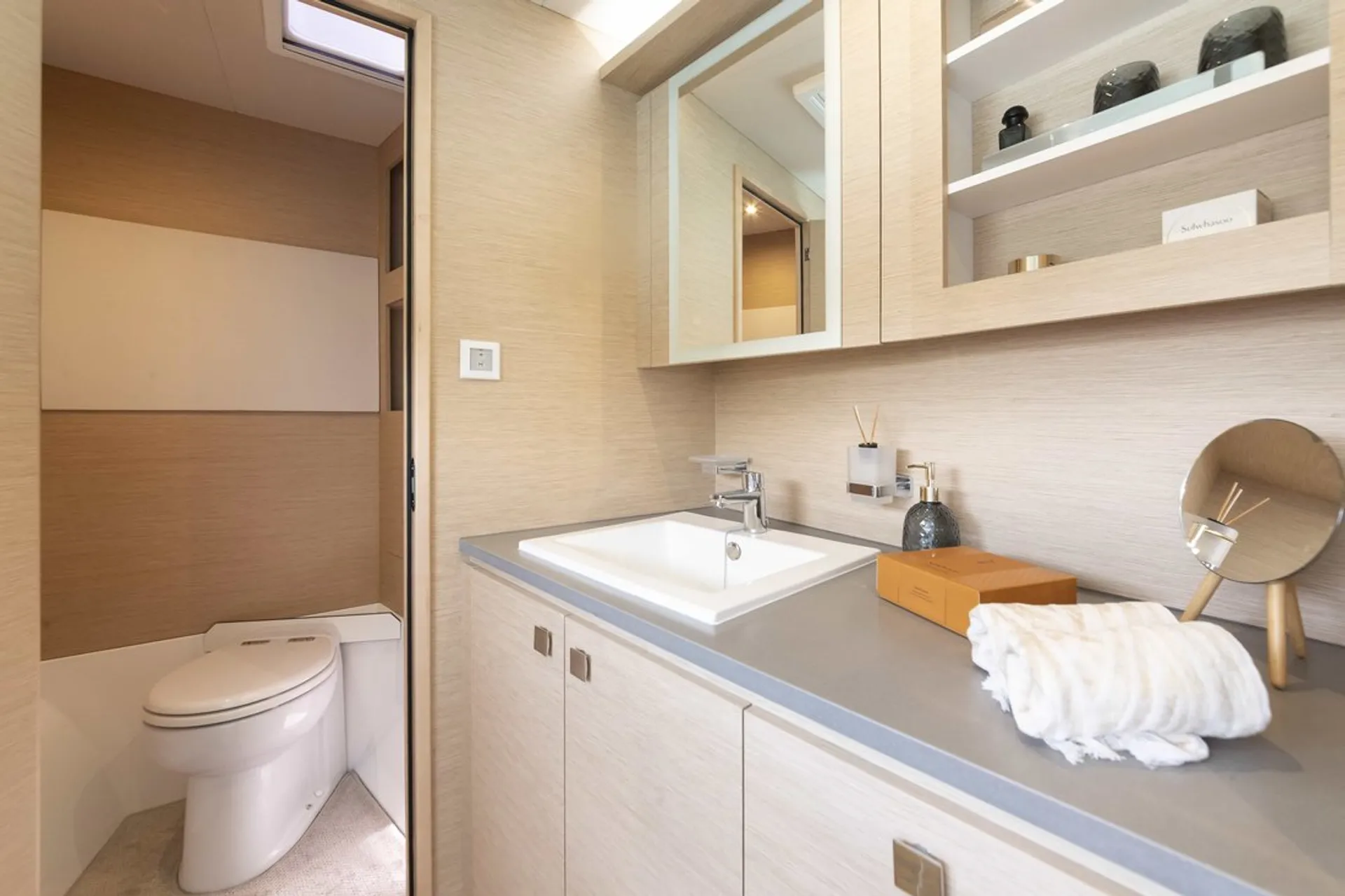 Congetta | 44’ Fountaine Pajot MY5 – Tampa Bay Luxury Escape