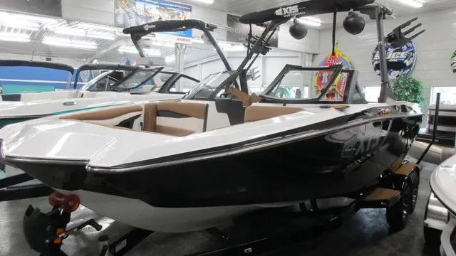 Rent a AXIS WAKE RESEARCH ski and wakeboard in Lakeside, CA near me
