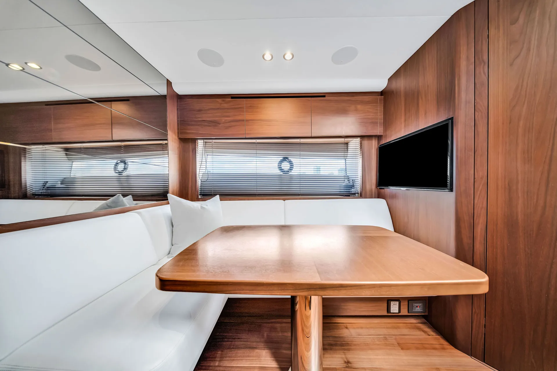 Modern Luxurious 58 Princess in Sag Harbor