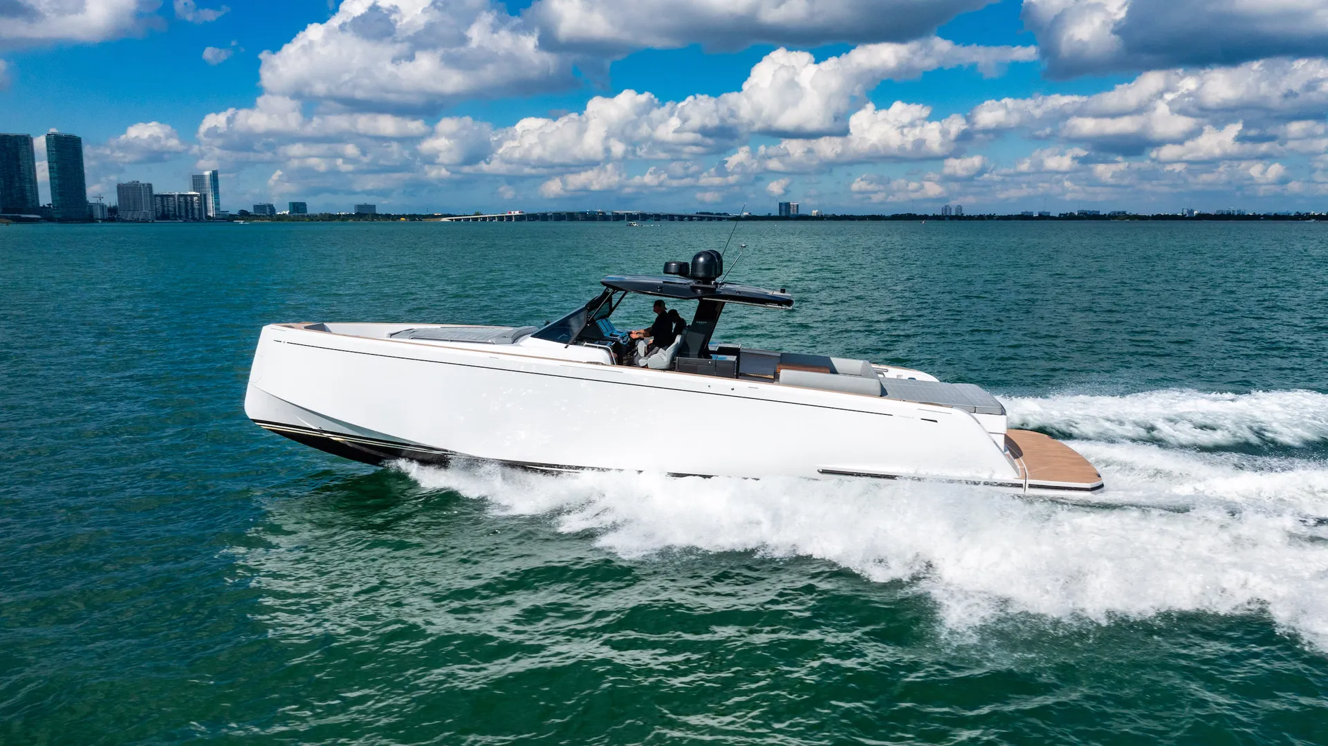 Pardo P50 in Miami Beach, FL — photo 7