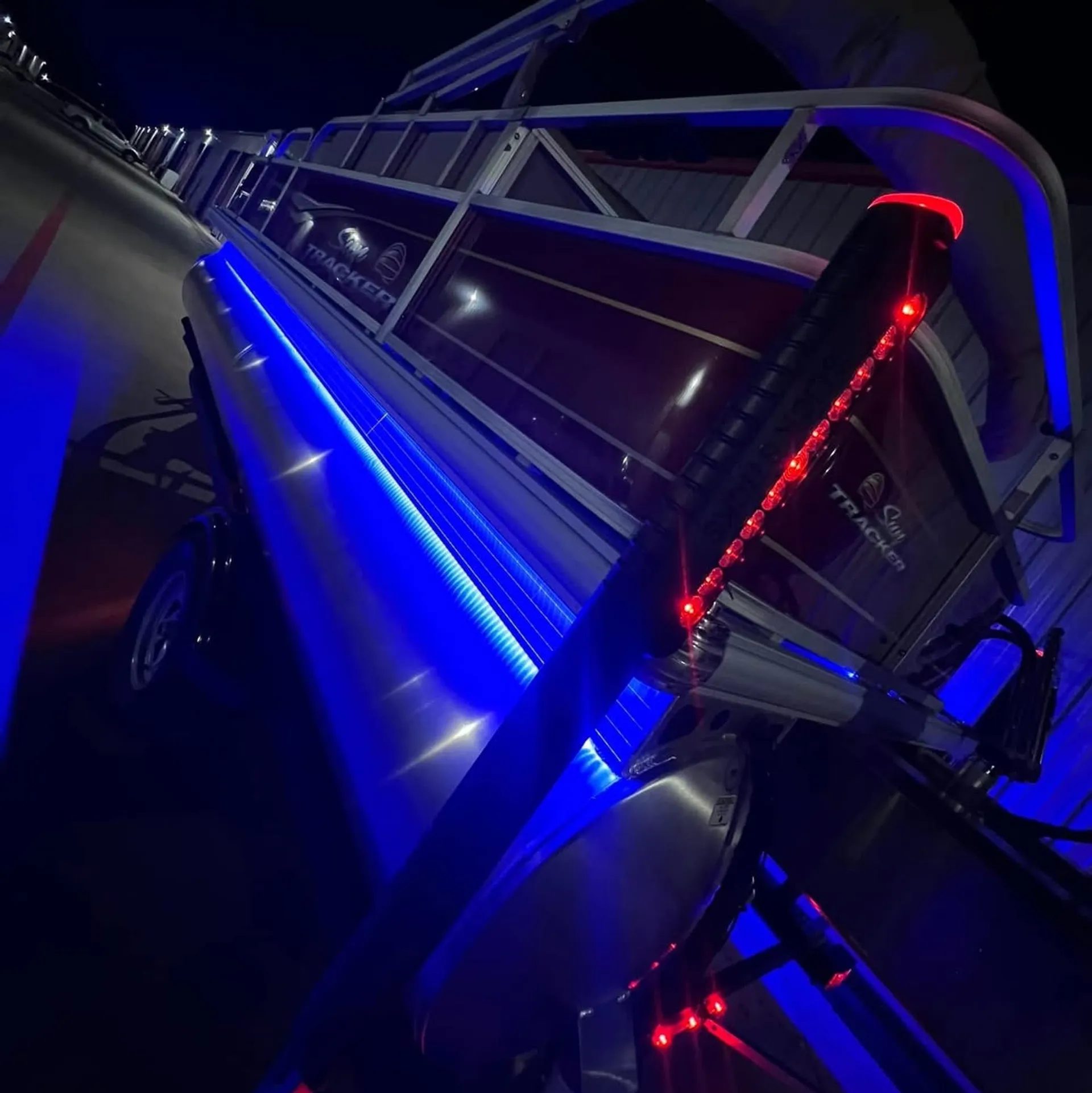 NEON MOON PONTOON CRUISE (2025 SUNTRACKER)