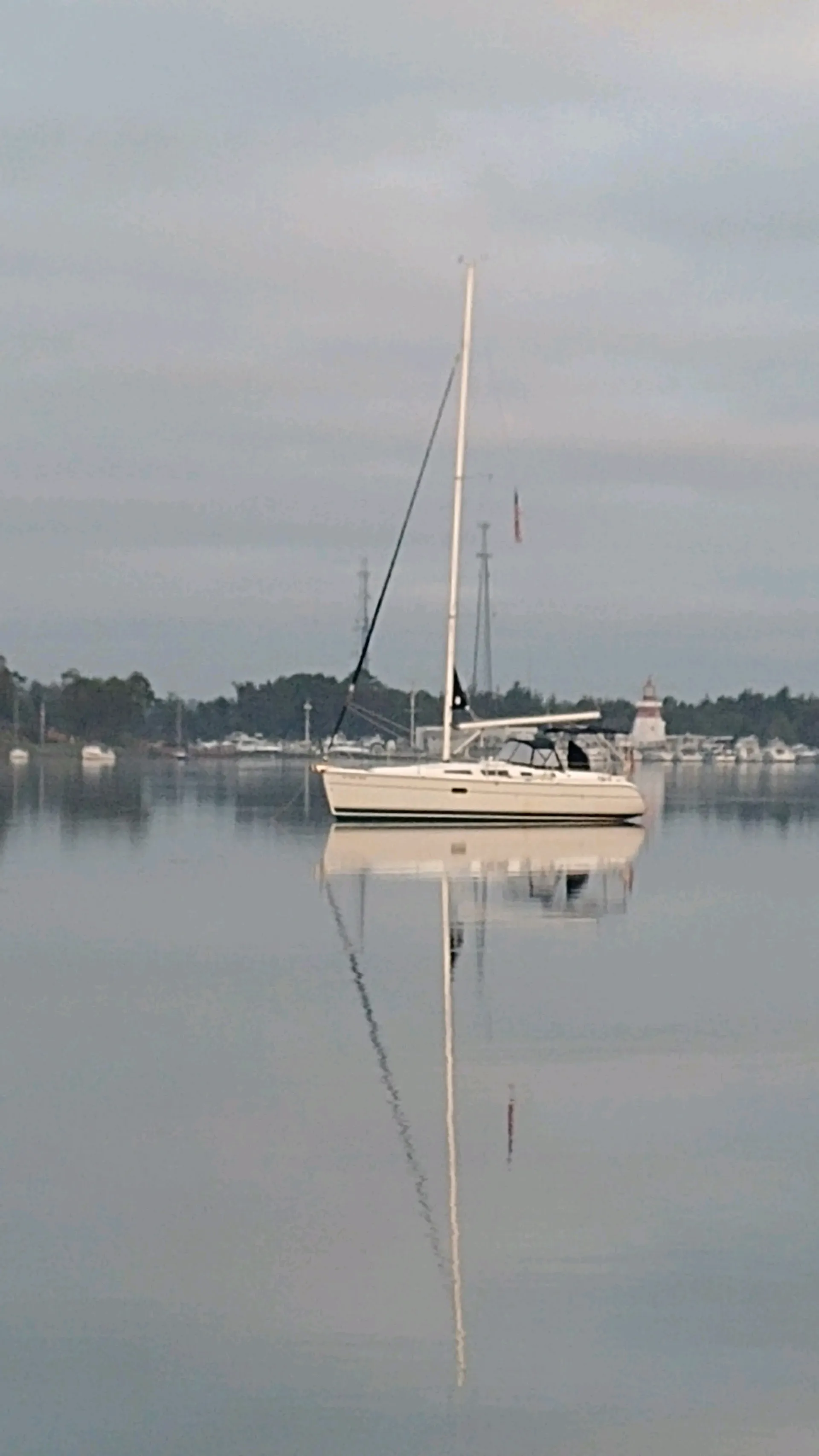 Relax, feel free and sail into a nautical world of “Wonder”, Hunter36'