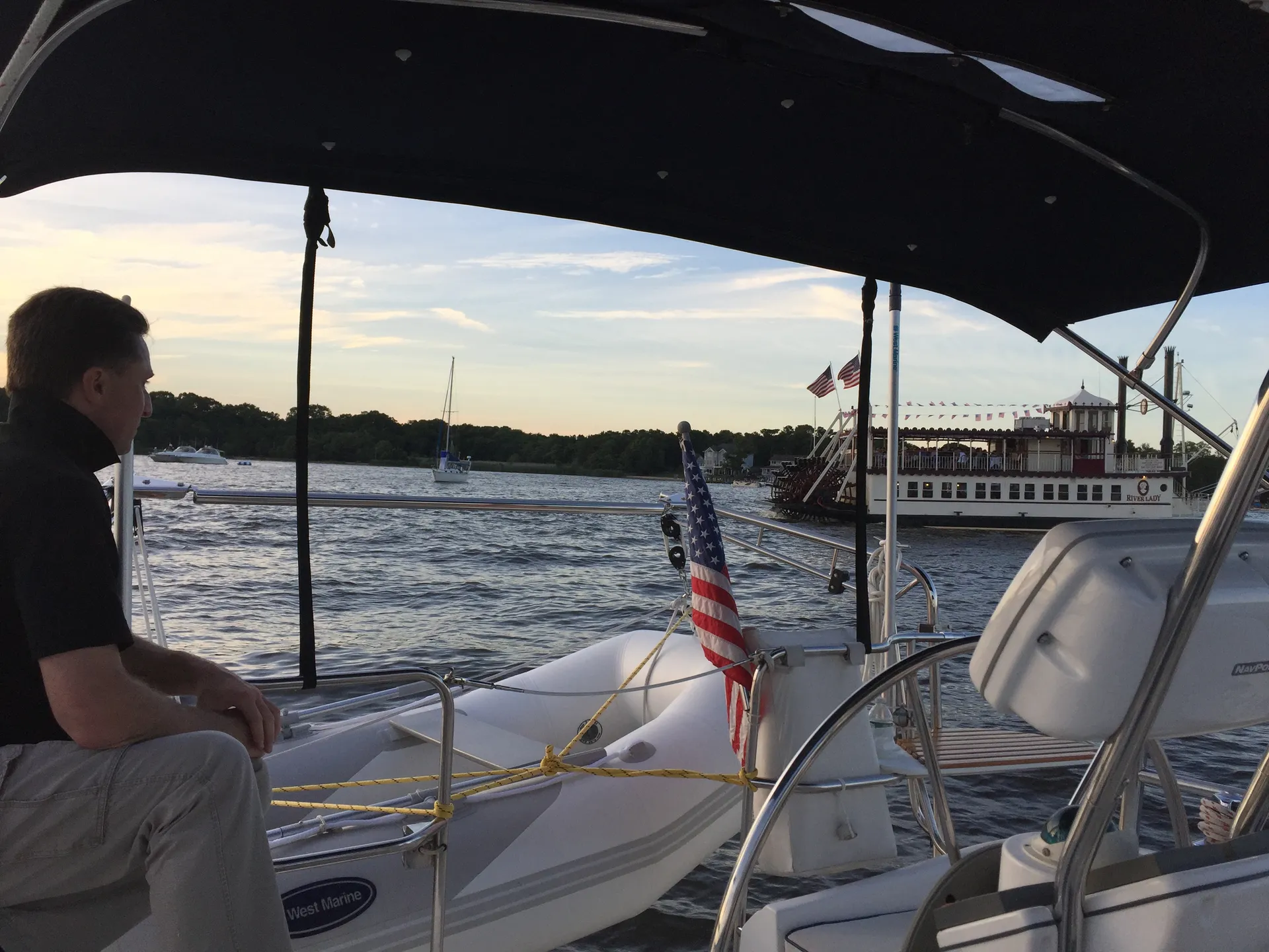 Relax, feel free and sail into a nautical world of “Wonder”, Hunter36'