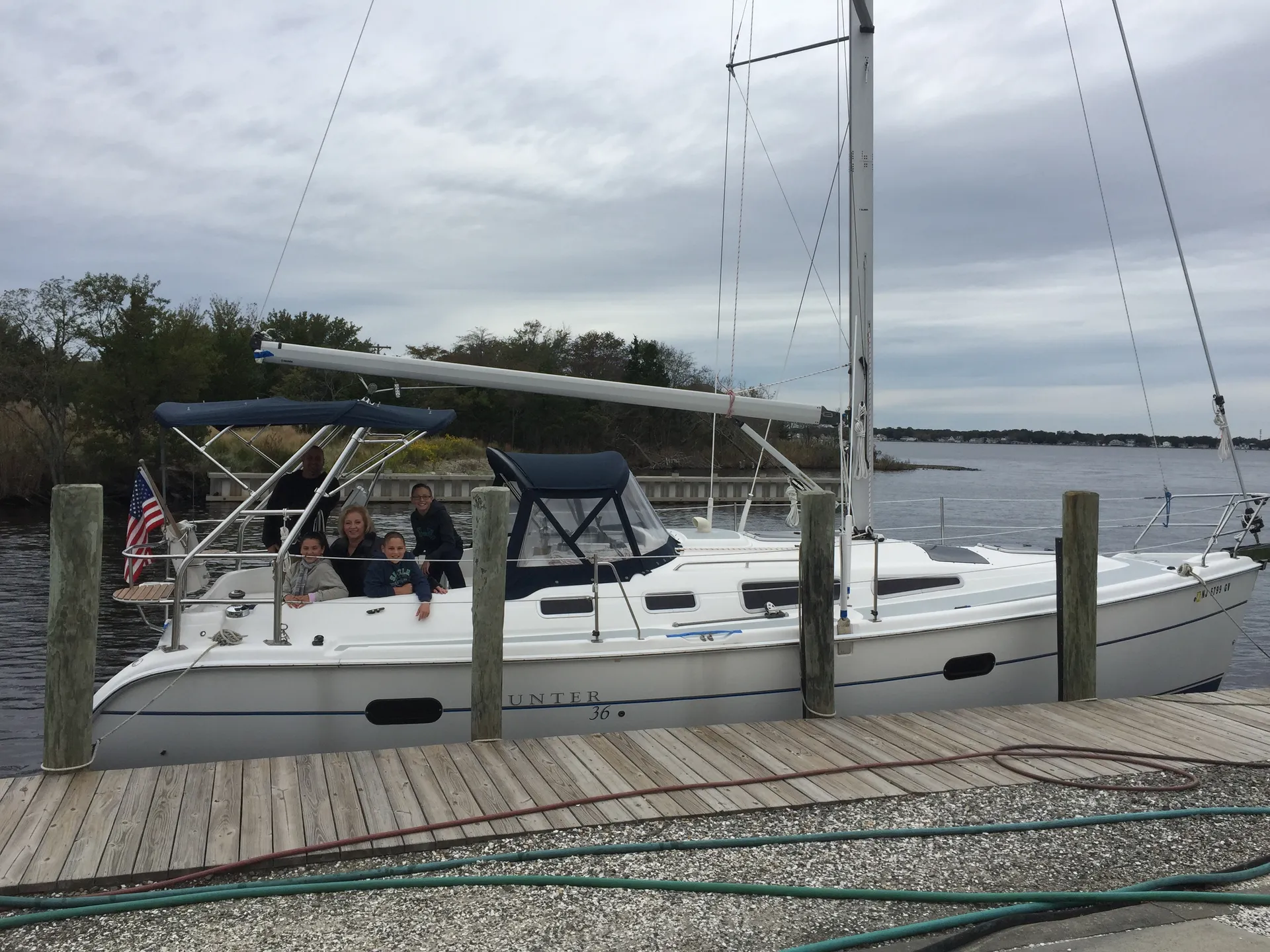 Relax, feel free and sail into a nautical world of “Wonder”, Hunter36'