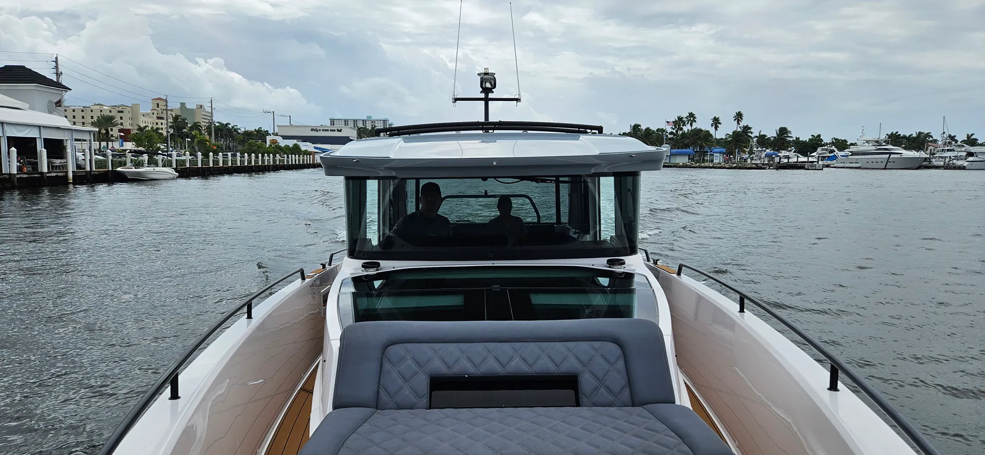 Axopar 37XC in Miami Beach, FL — photo 2