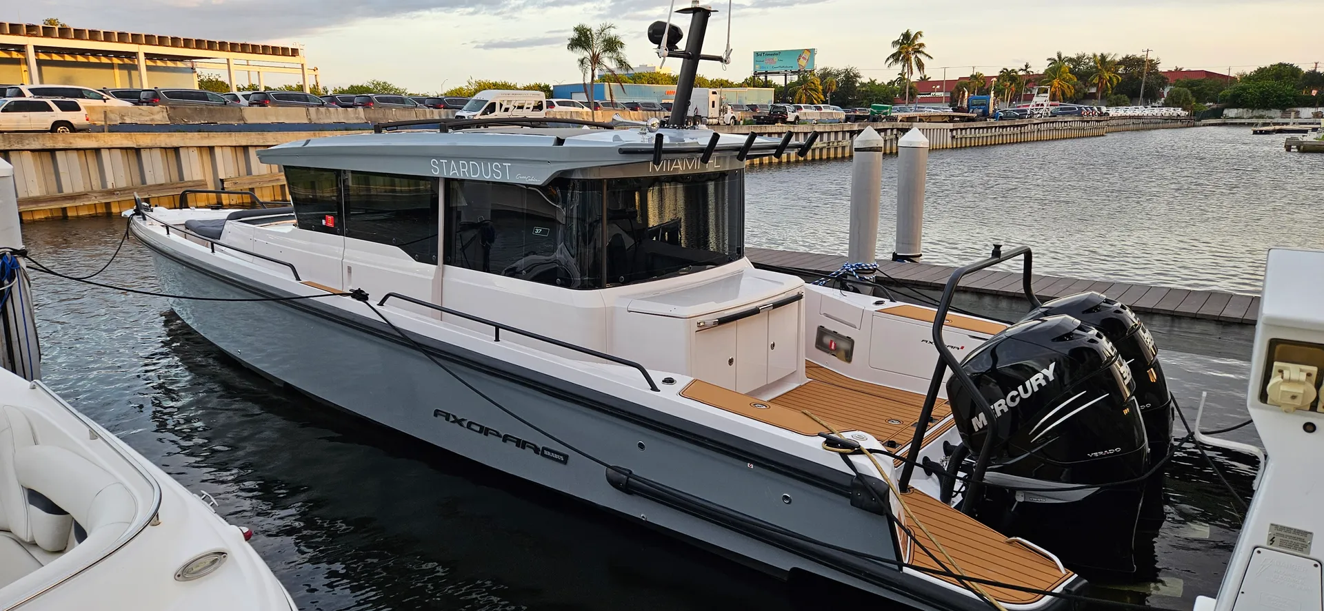 Axopar 37XC in Miami Beach, FL — photo 3