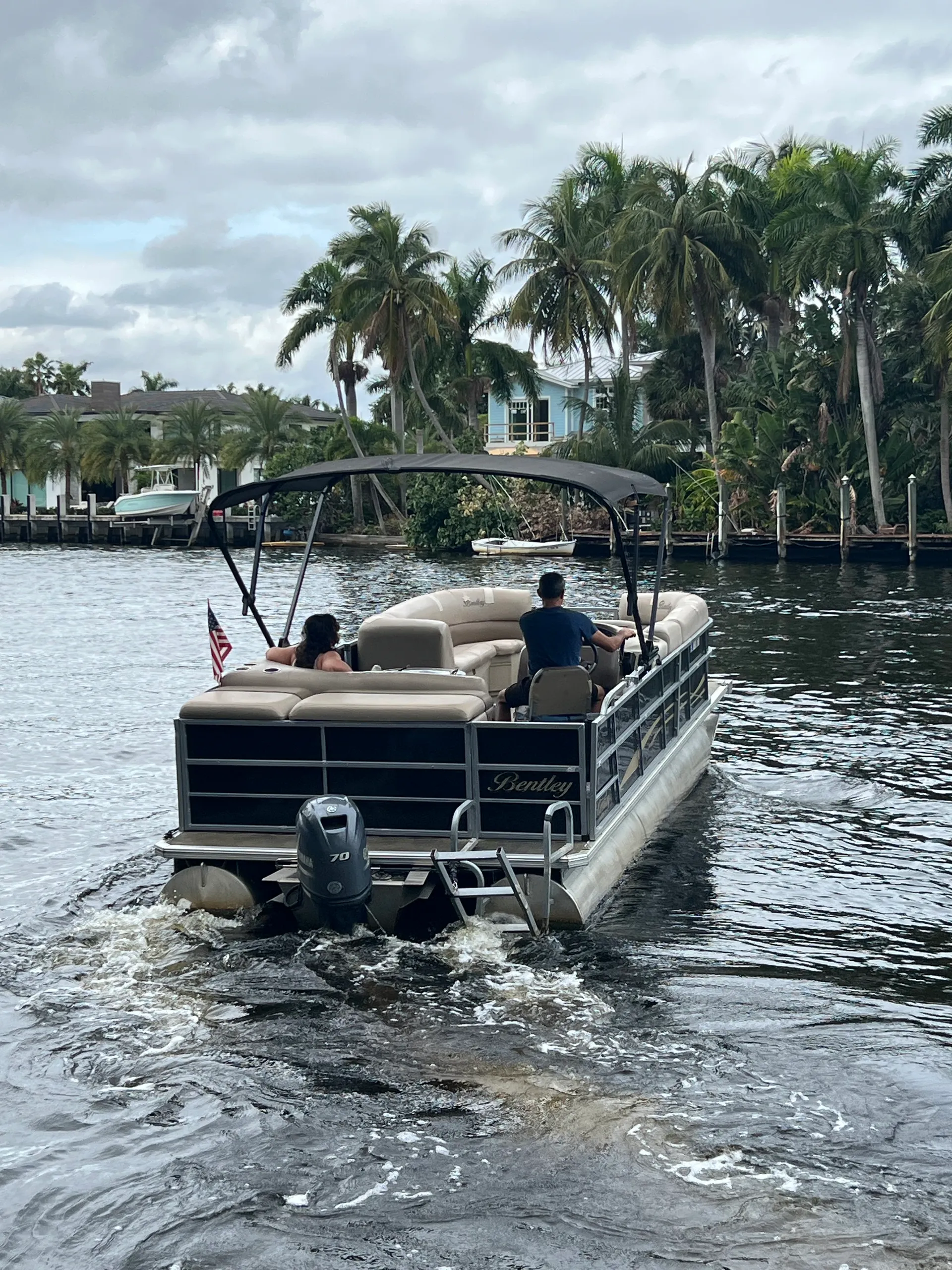CREST PONTOONS 230 WAVE SLR in Fort Lauderdale, FL — photo 9