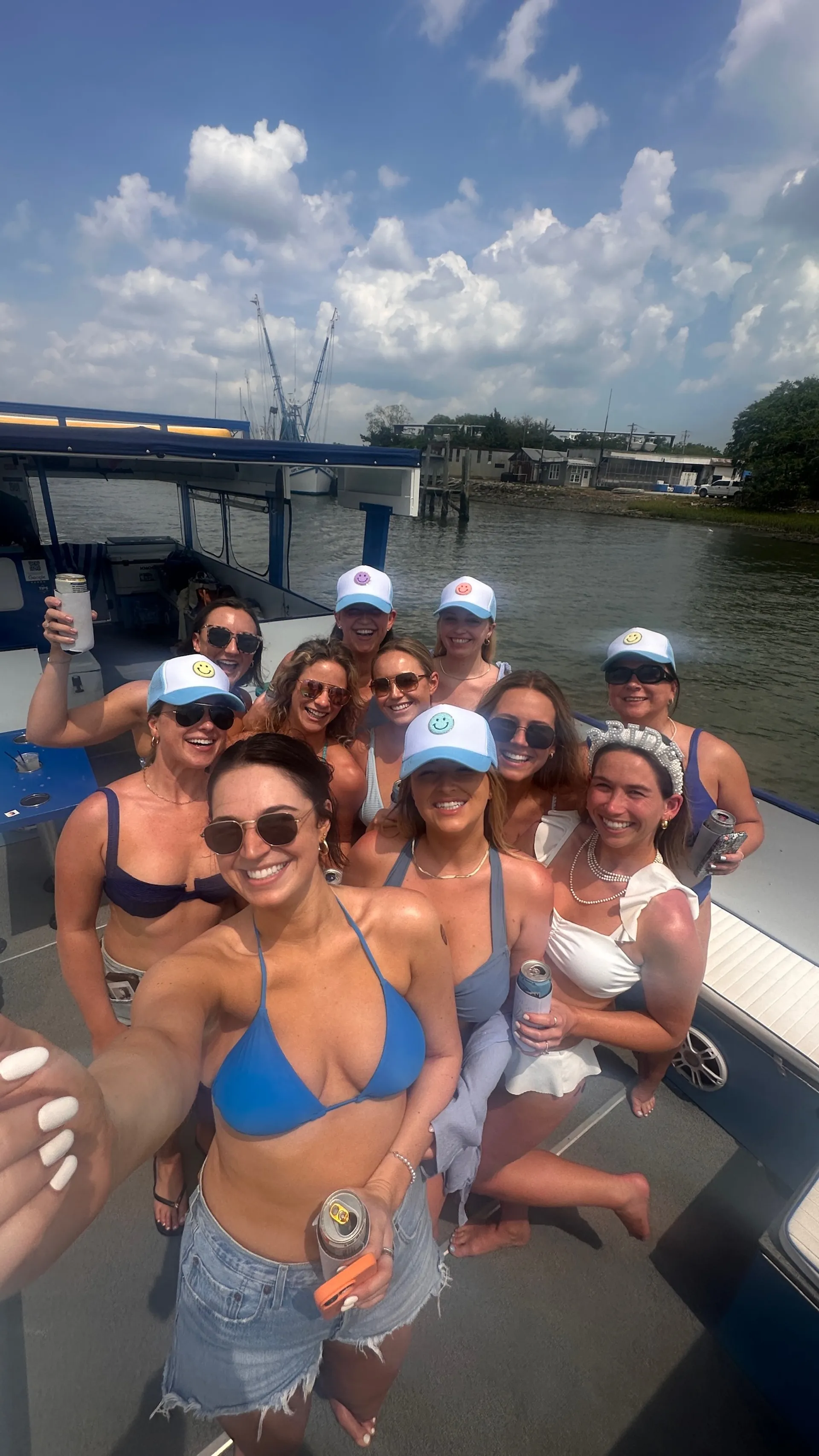Charleston's Ultimate Private Party Boat for up to 22 - Bachelor(ette)