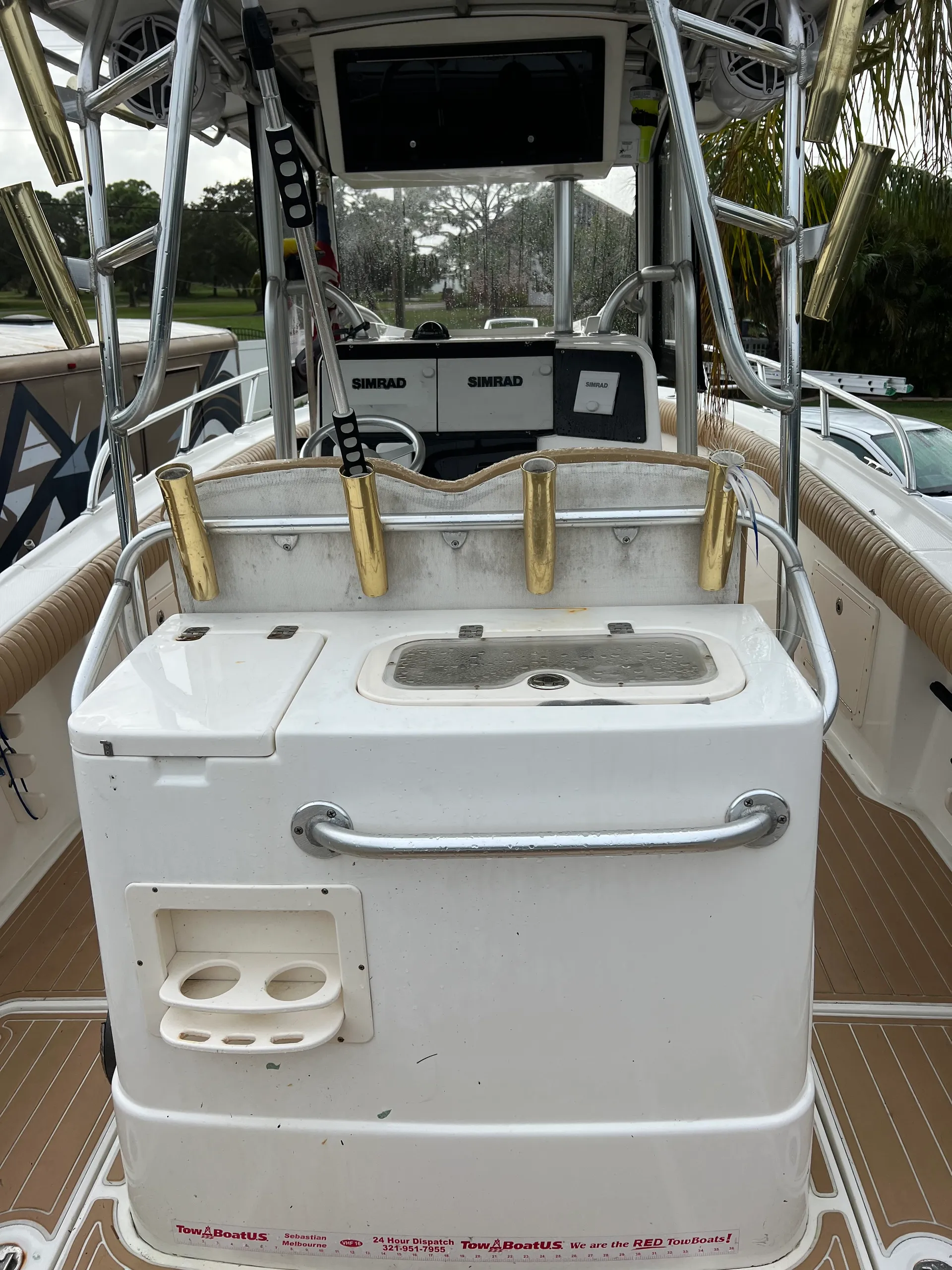 Adventure Awaits! Book the Fishing & Cruising Boat