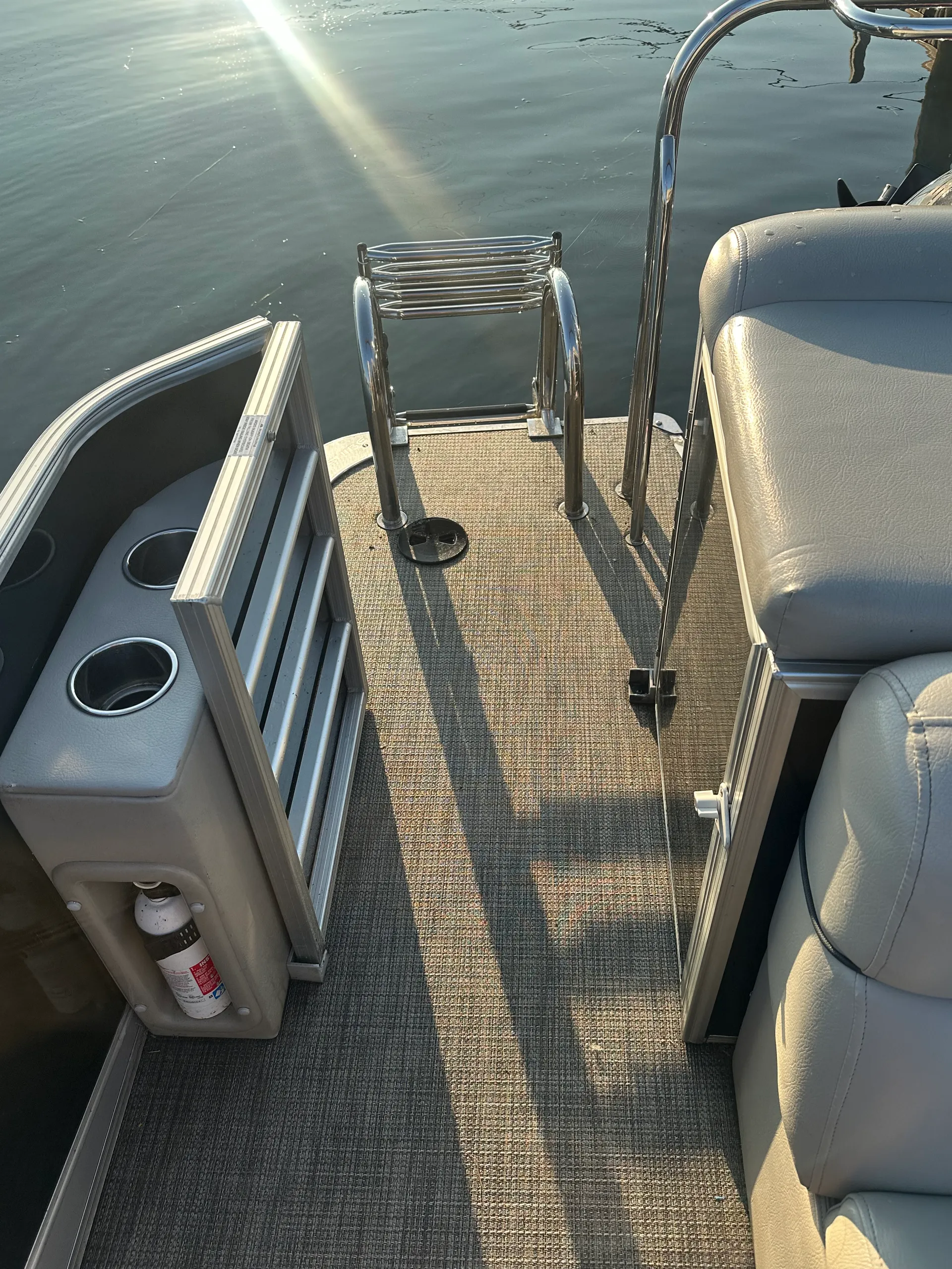 23 foot Berkshire Tritoon on Lake St. Clair