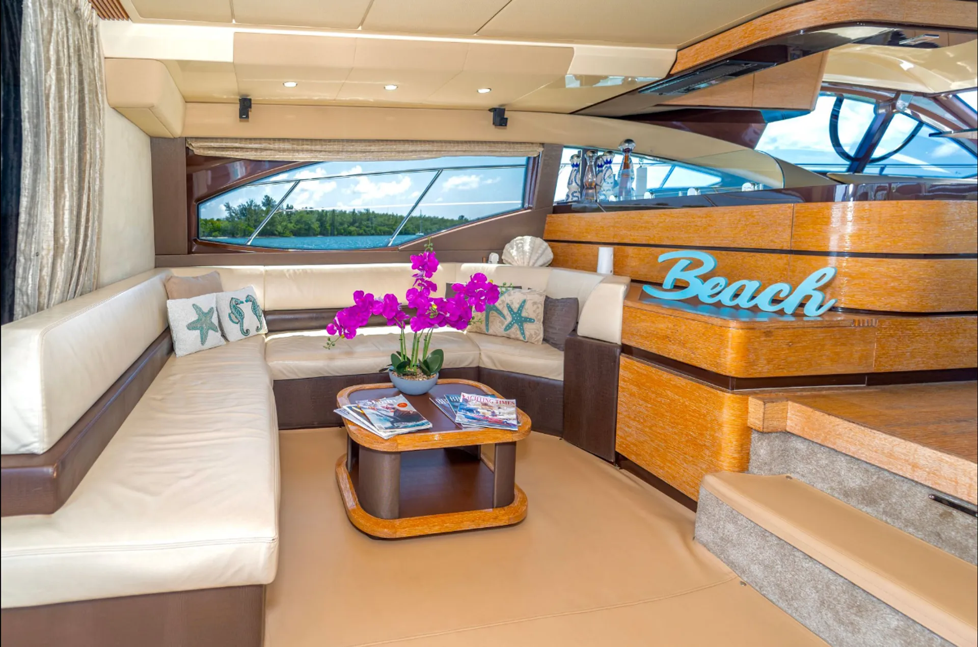 AZIMUT YACHTS 62S in Miami, FL — photo 7