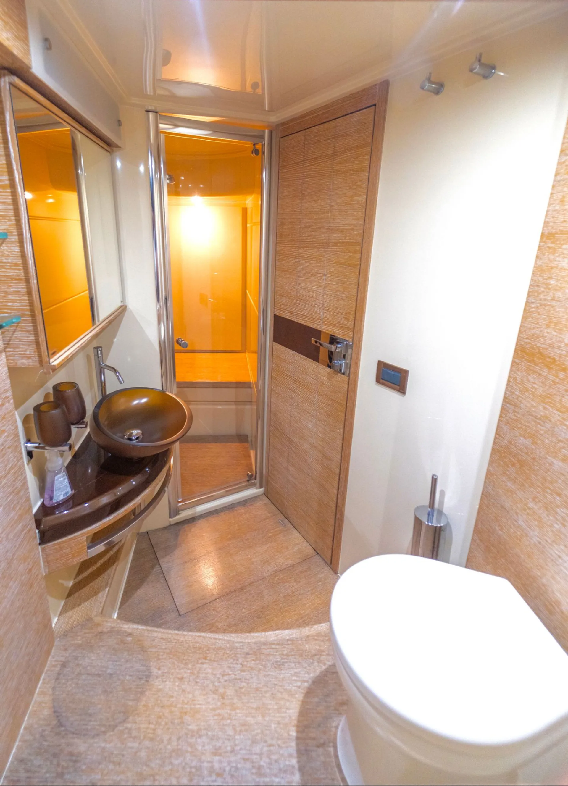 Miami Finest!! 66ft Luxury Yacht Azimut Flybridge Jet Skis-1 Free hour