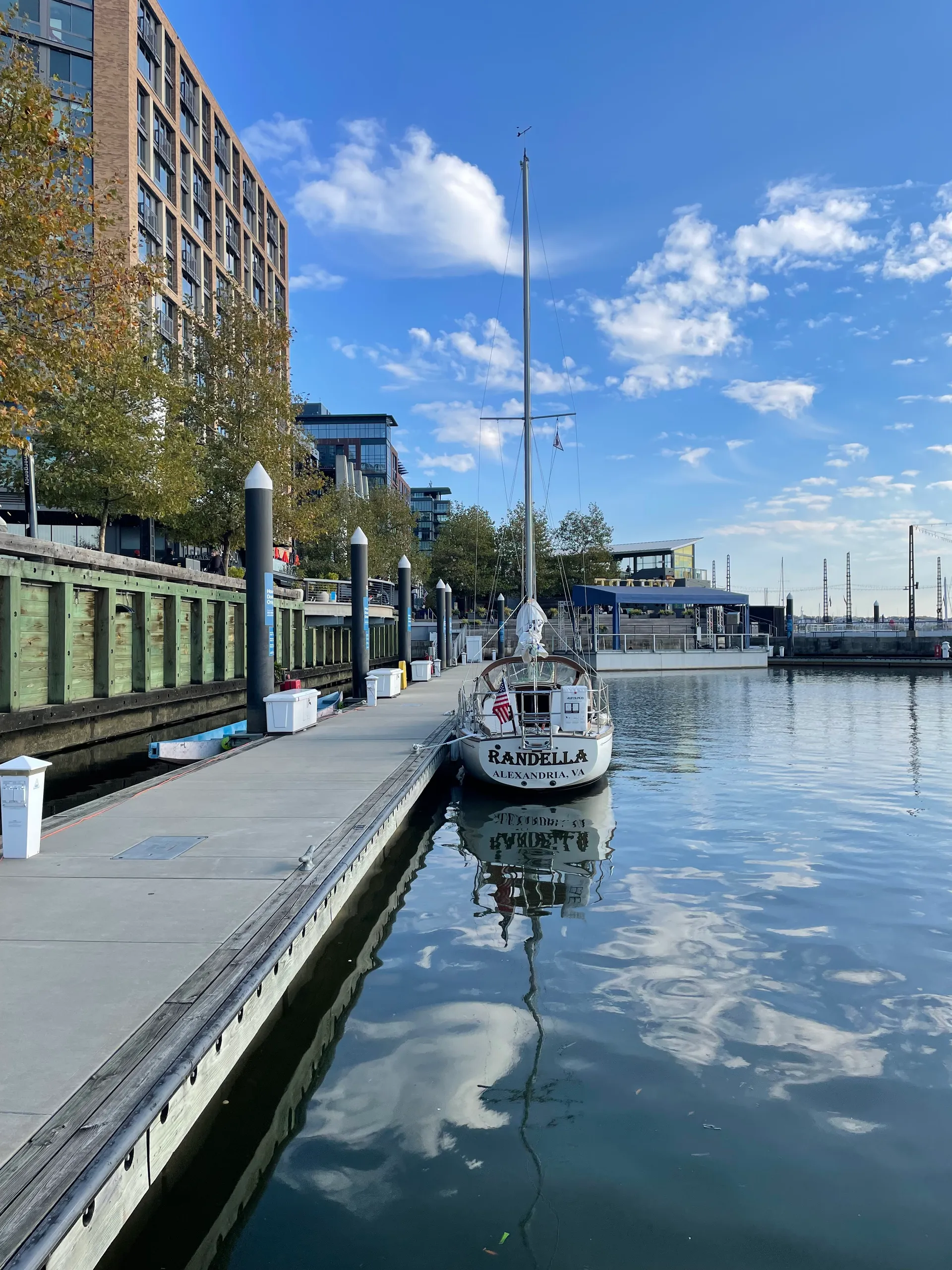 CAPE DORY 25 DIESEL in Alexandria, VA — photo 8