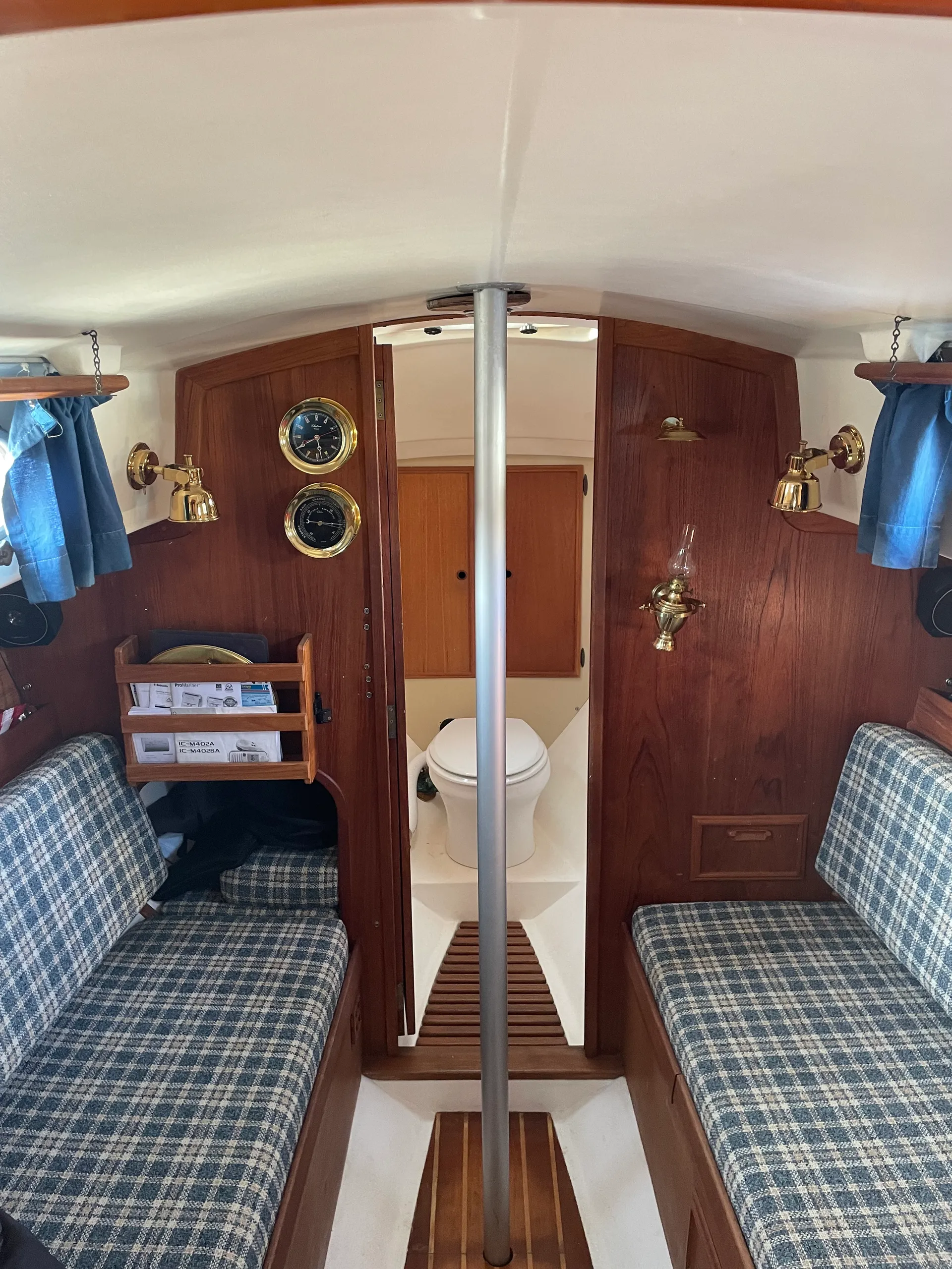 CAPE DORY 25 DIESEL in Alexandria, VA — photo 10