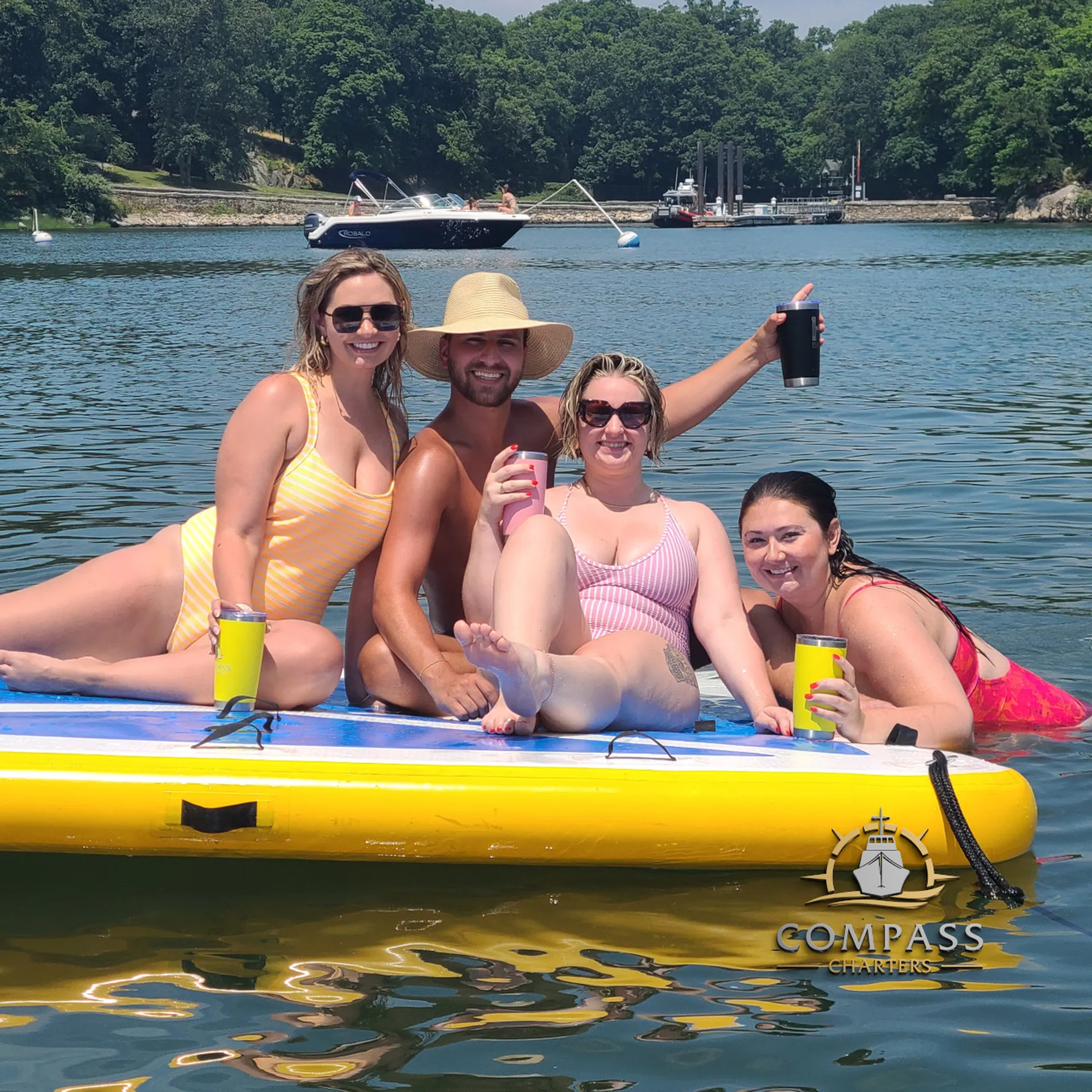 Luxury Cruising - Lets go boating in Norwalk, Rowayton, Westport!