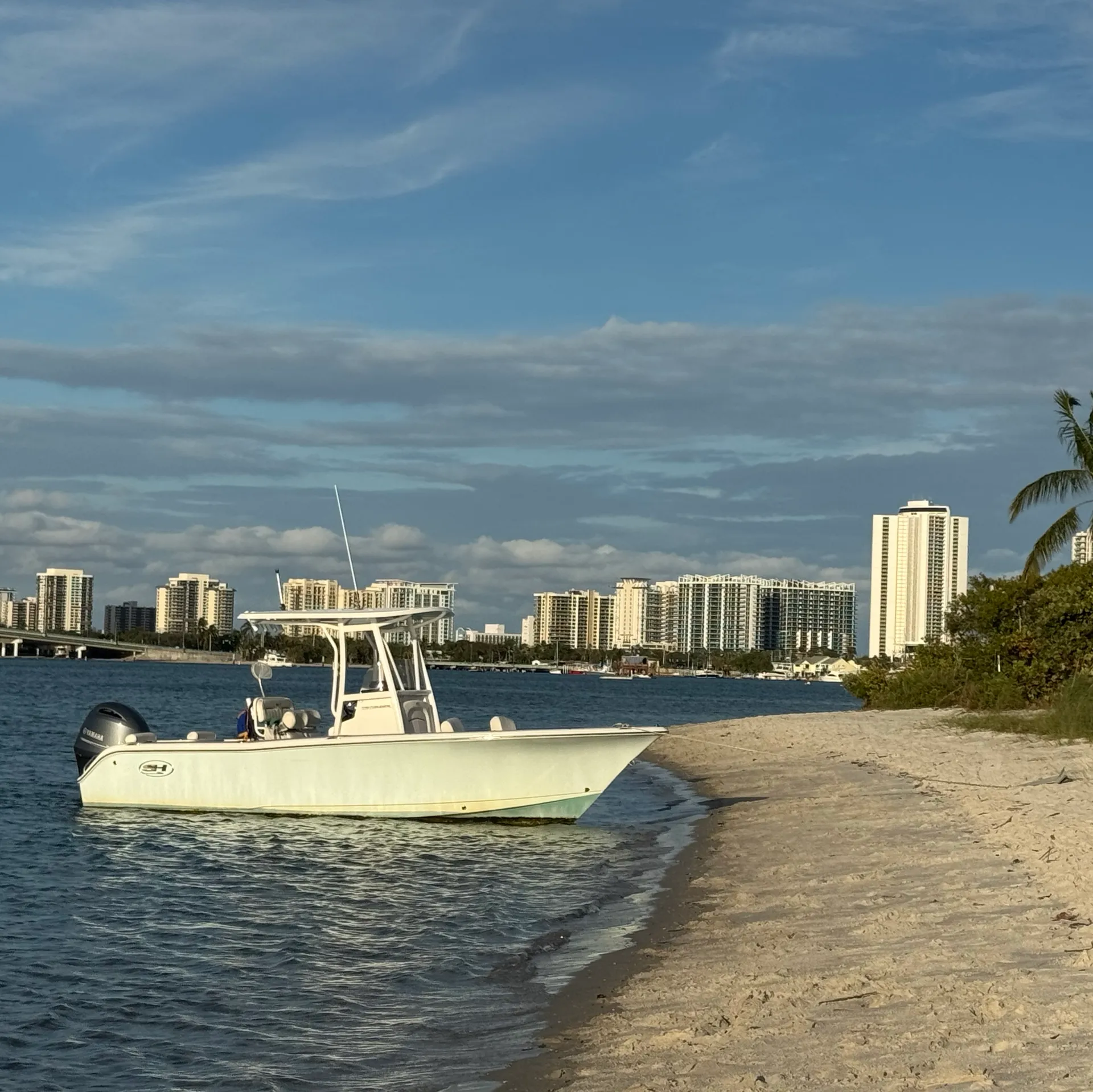 Amazing 2020 Sea Hunt 225,perfect for family fun, fishing or sandbar. 