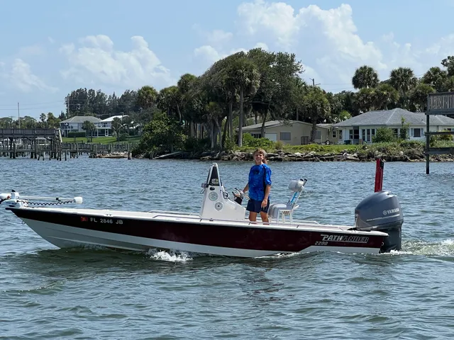 Rent a PATHFINDER BOATS center console in Melbourne, FL near me
