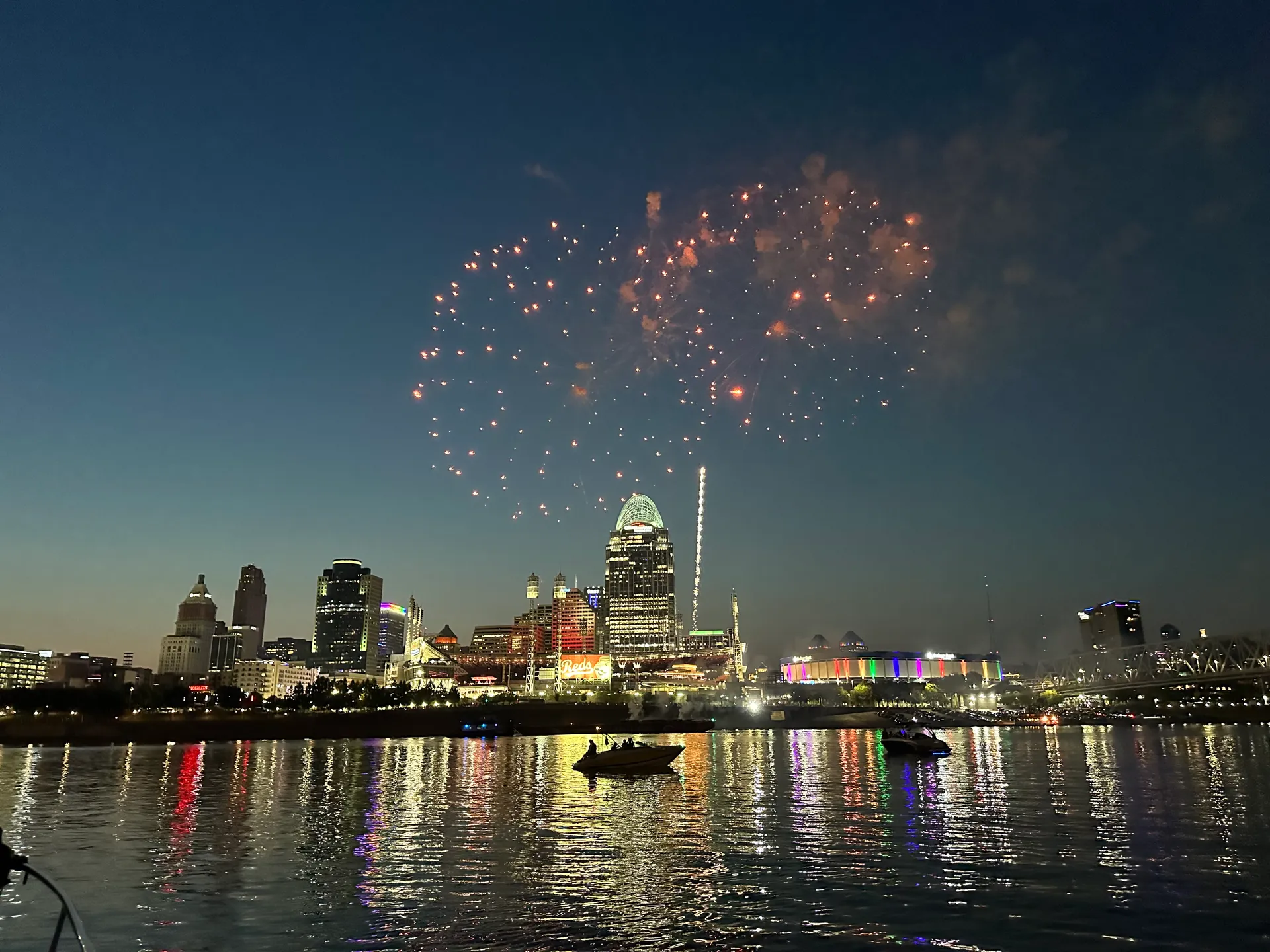 Sea Ray Boats 340 Sundancer  in Cincinnati, OH — photo 9