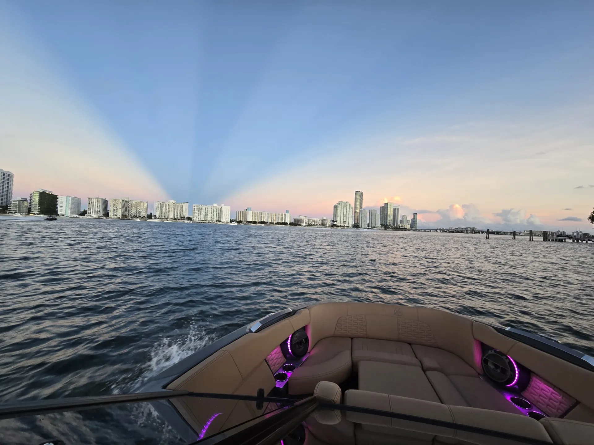 Luxury Mastercraft X26 Enjoy The Sea In Style