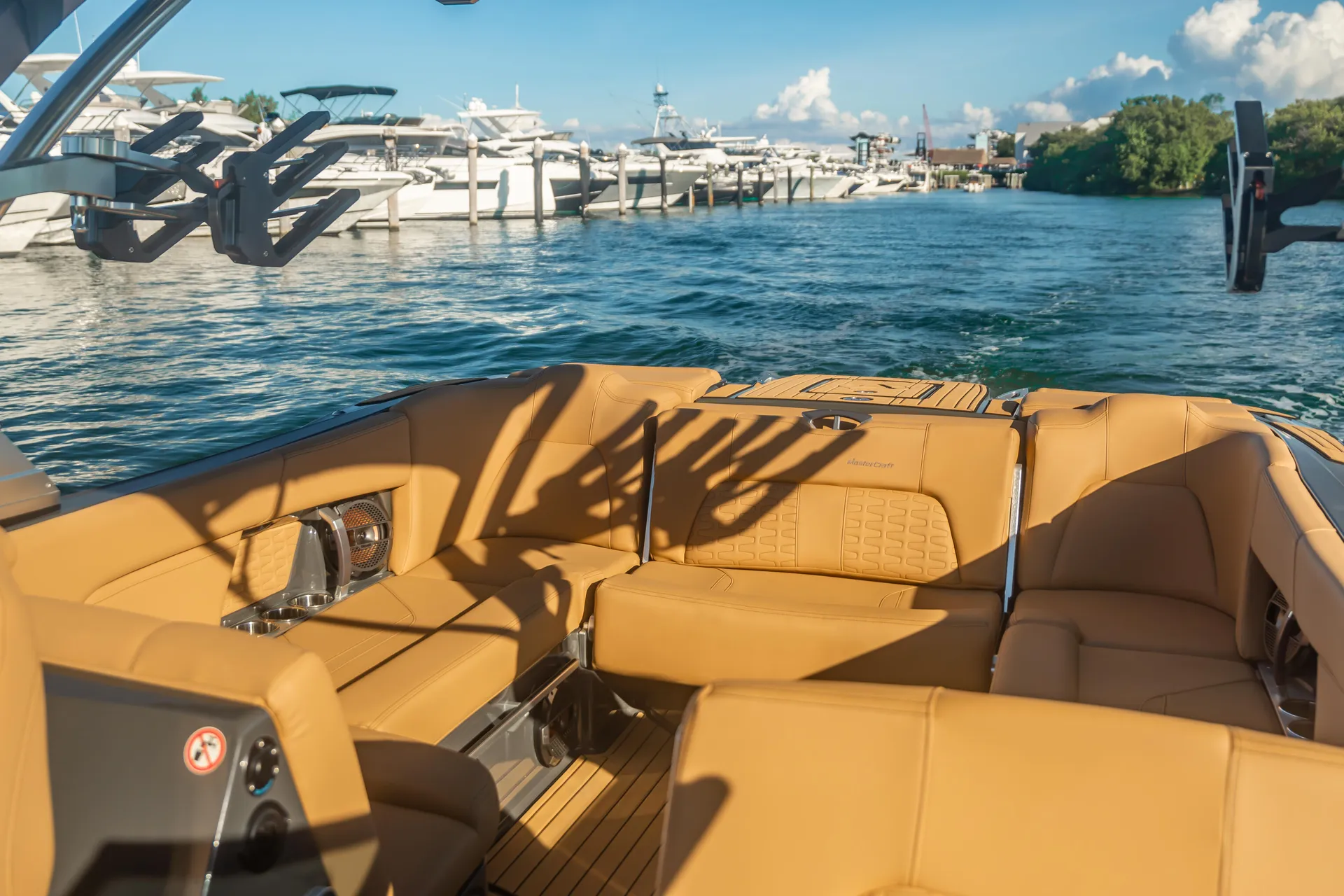 Luxury Mastercraft X26 Enjoy The Sea In Style
