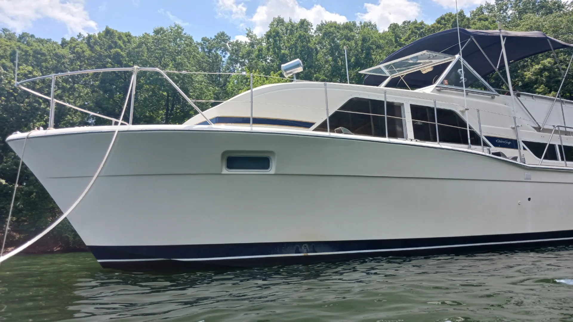 Chris Craft Catalina in Lake Ozark, MO — photo 6