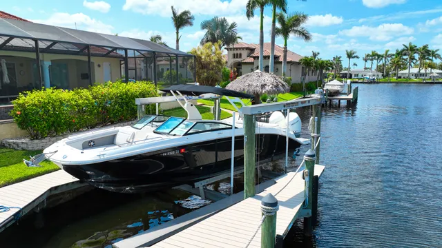 Rent a SEA RAY BOATS deck boat in Marco Island, FL near me