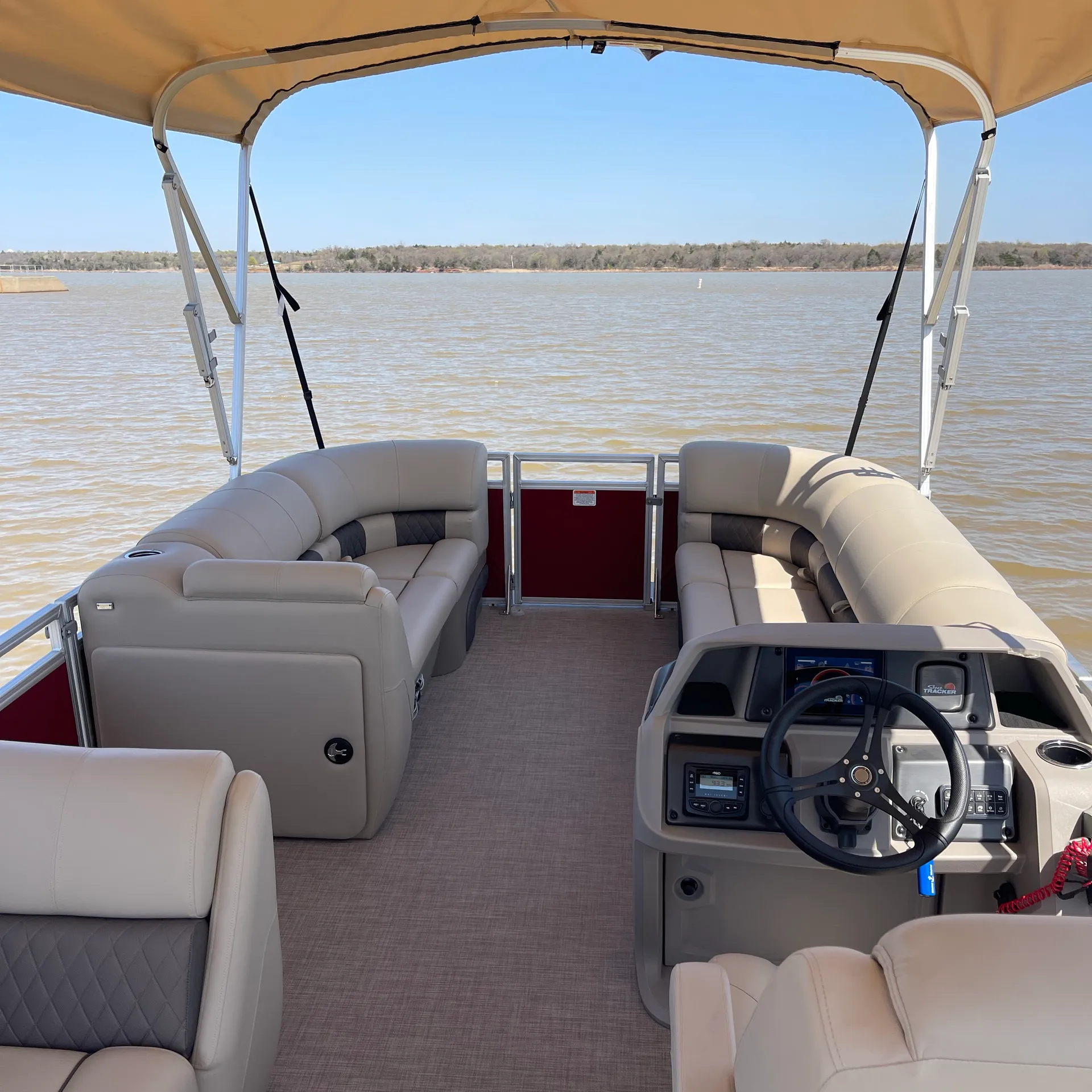 Doon’s Toon 2025 Sun Tracker pontoon