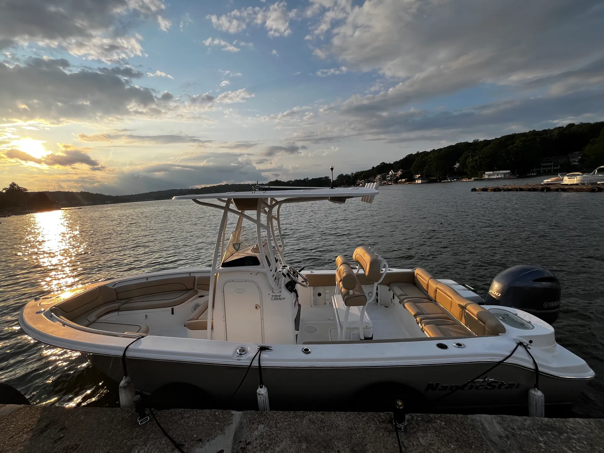 Fun &amp; Spacious 23ft Nautic Star in NY/NJ