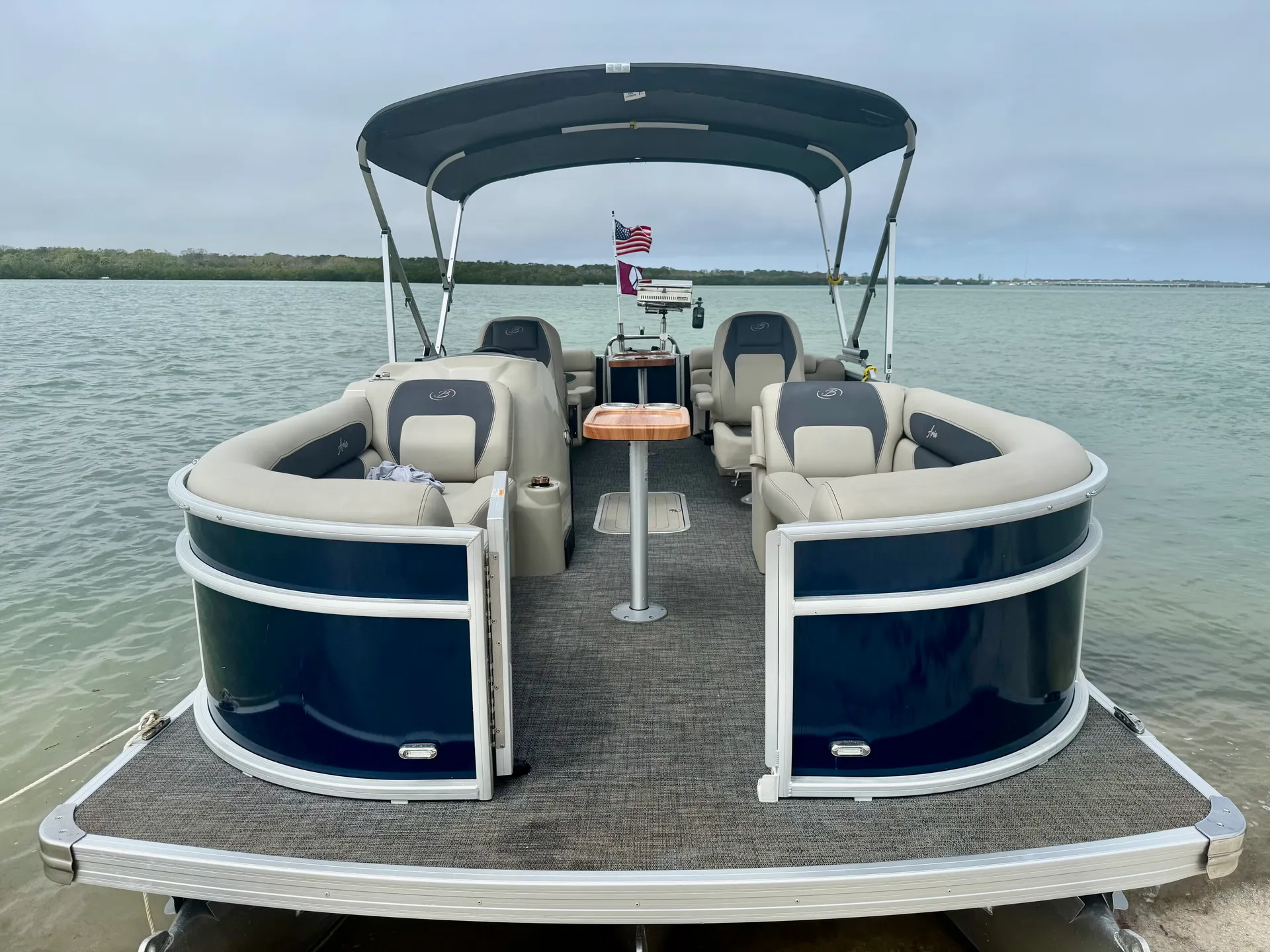 BARLETTA BOATS ARIA A22QC TRITOON in St. Petersburg, FL — photo 3