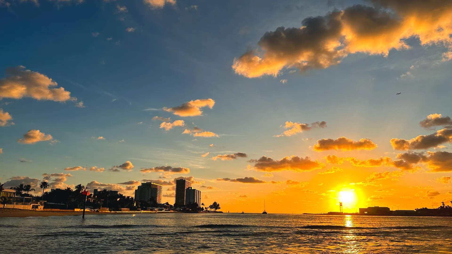 Visit the Fort Lauderdale Sandbar in Luxury