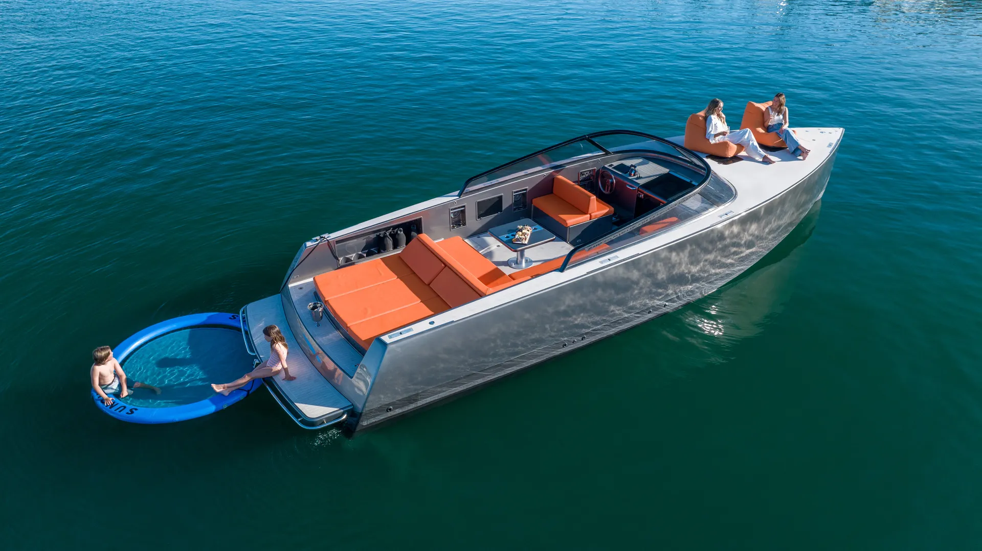 42ft Luxury Yacht Charter In Newport Beach