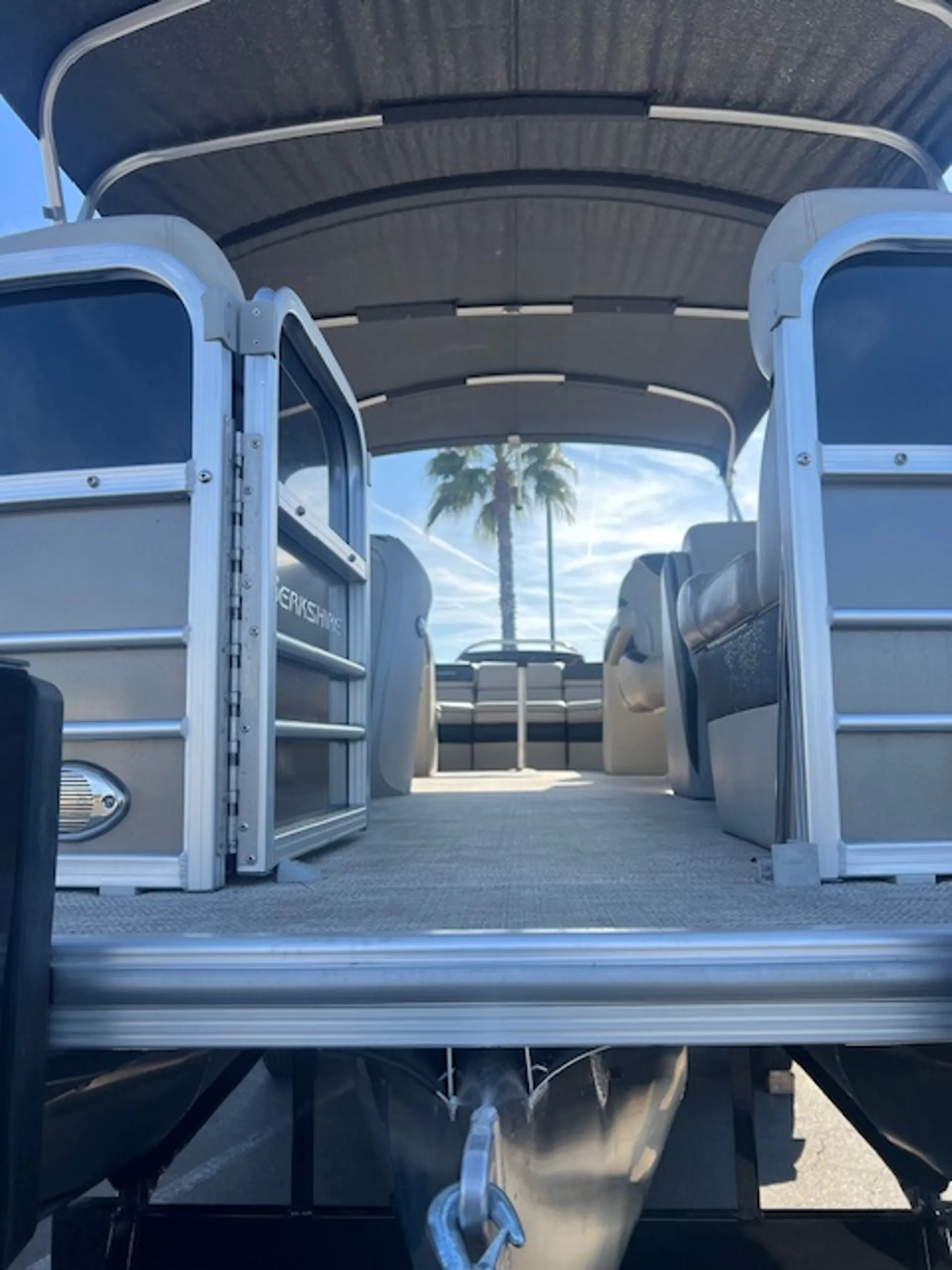 2021 Berkshire 24RFX CTS TriToon For rent in Bass Lake ca,