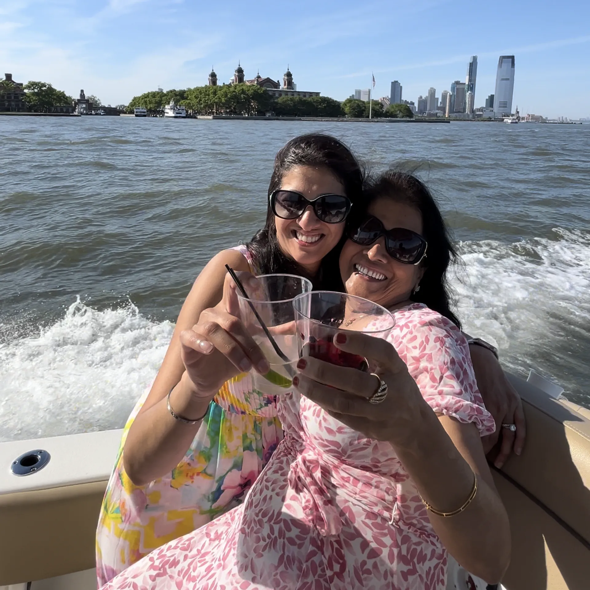 Fun &amp; Spacious 23ft Nautic Star in NY/NJ