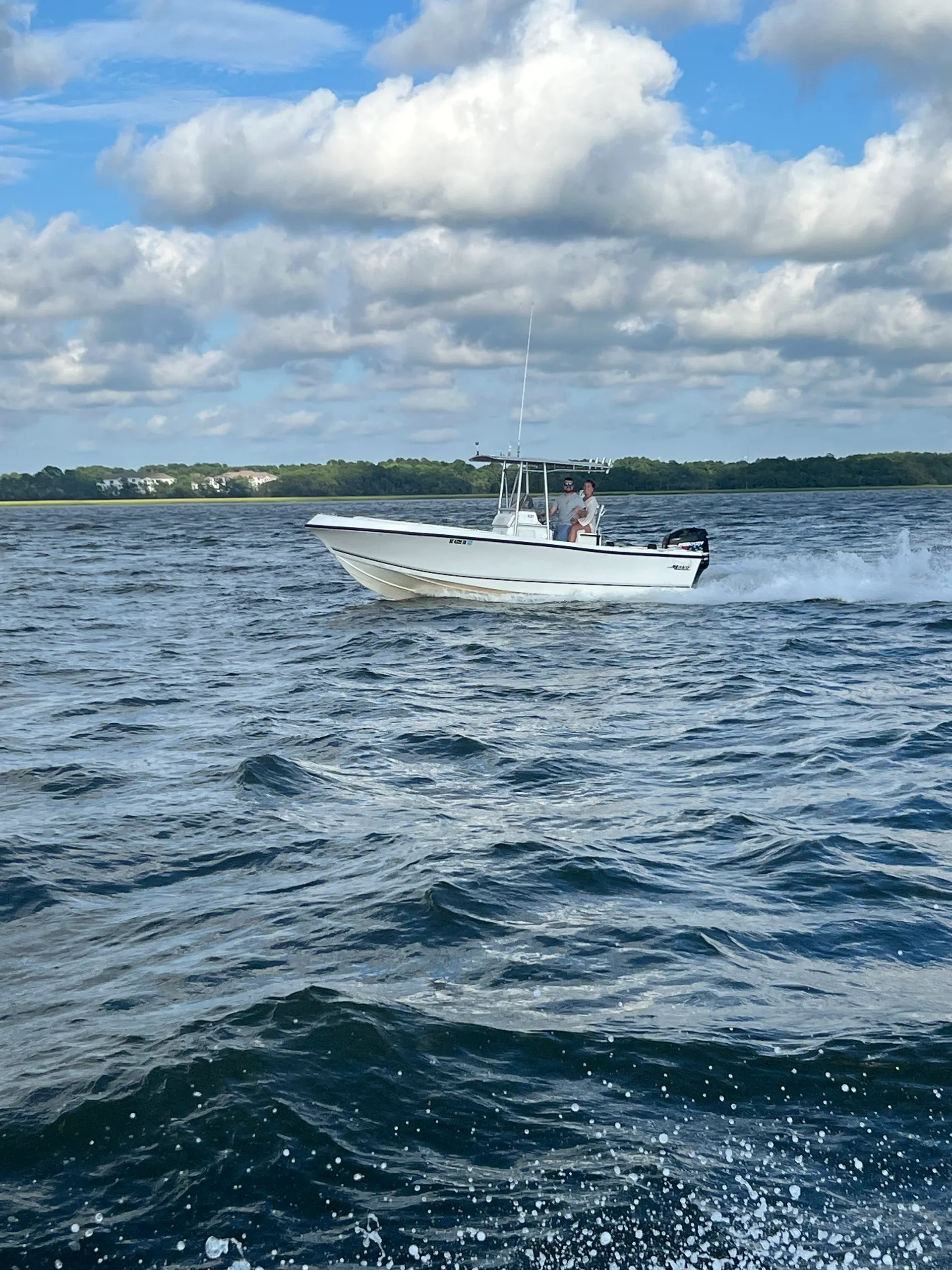 Mako  221 Center Console in Mount Pleasant, SC — photo 2
