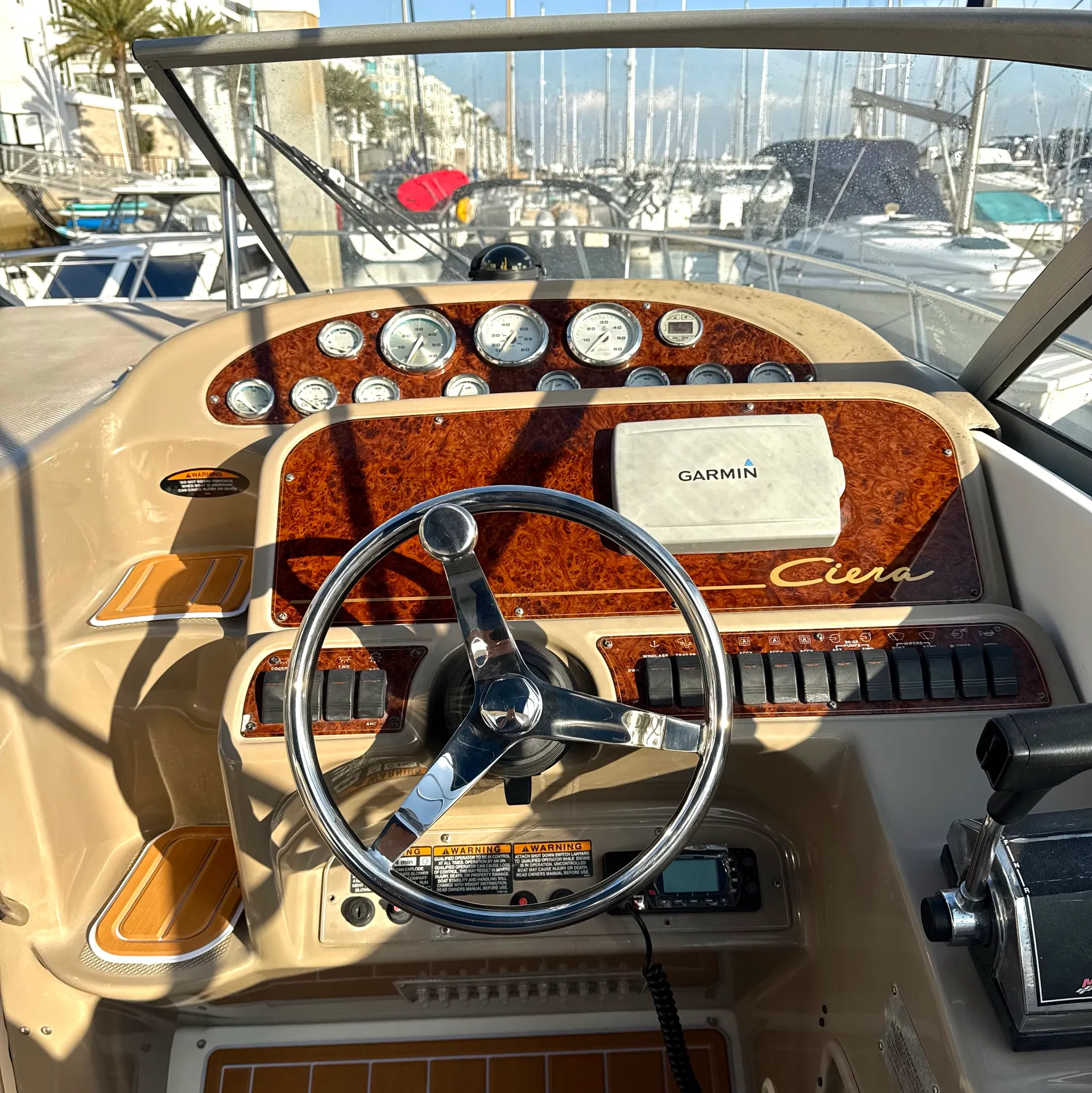 BAYLINER 305 in Marina del Rey, CA — photo 2