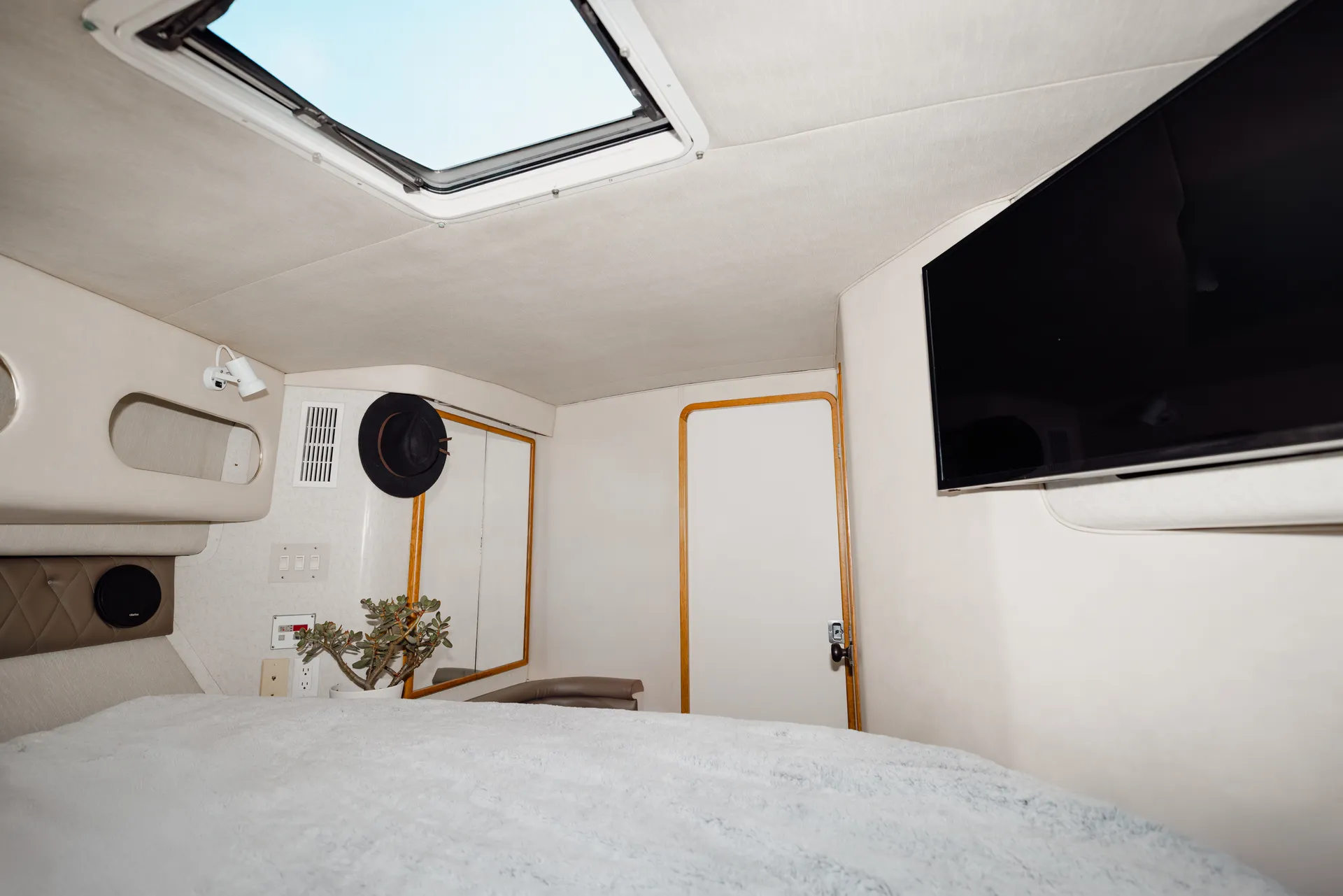 Luxury Party Boat San Diego Bay