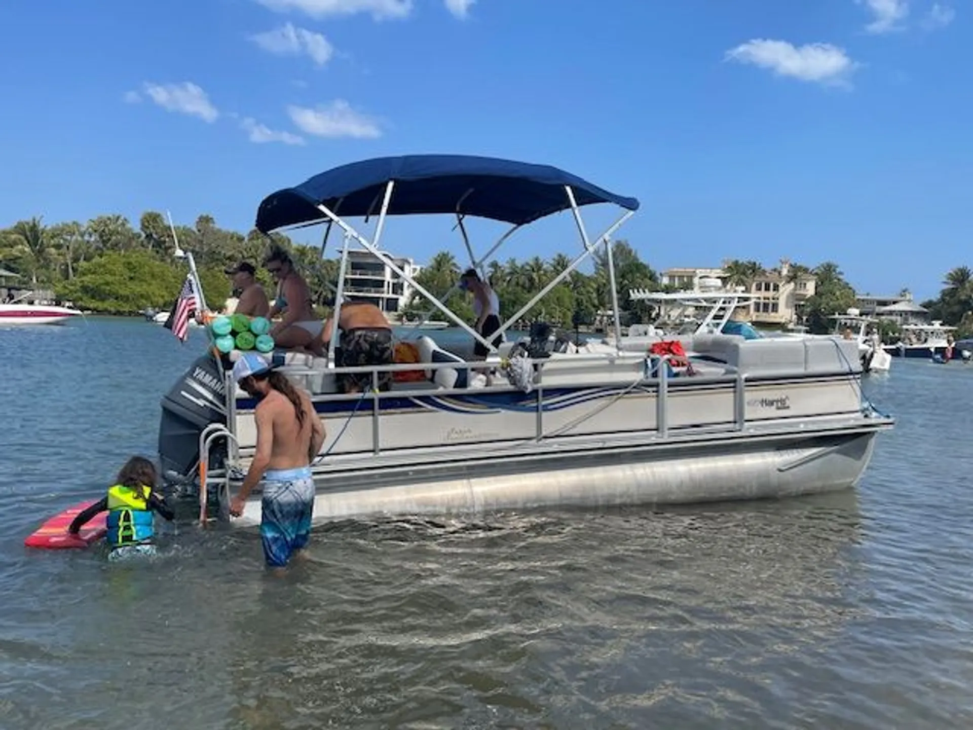 Cruise SE Florida's Waterways on Fun & Comfortable Pontoon Boat