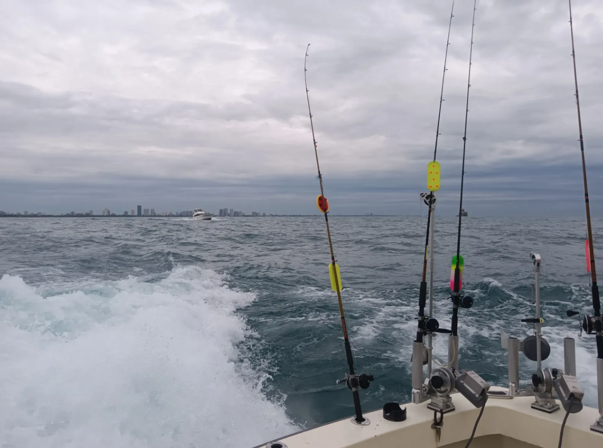 PACEMAKER YACHTS 36 SPORT FISHERMAN in Chicago, IL — photo 10