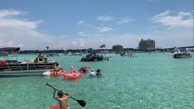 Rent a Sun Tracker By Tracker Marine pontoon in Fort Walton Beach, FL near me