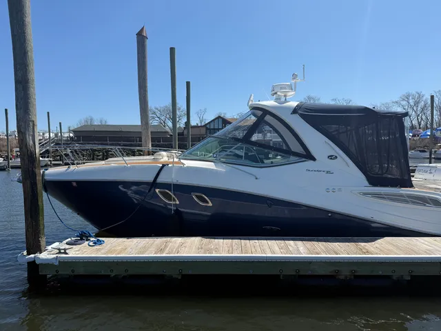 Rent a Sea Ray Boats cruiser in Brooklyn, NY near me