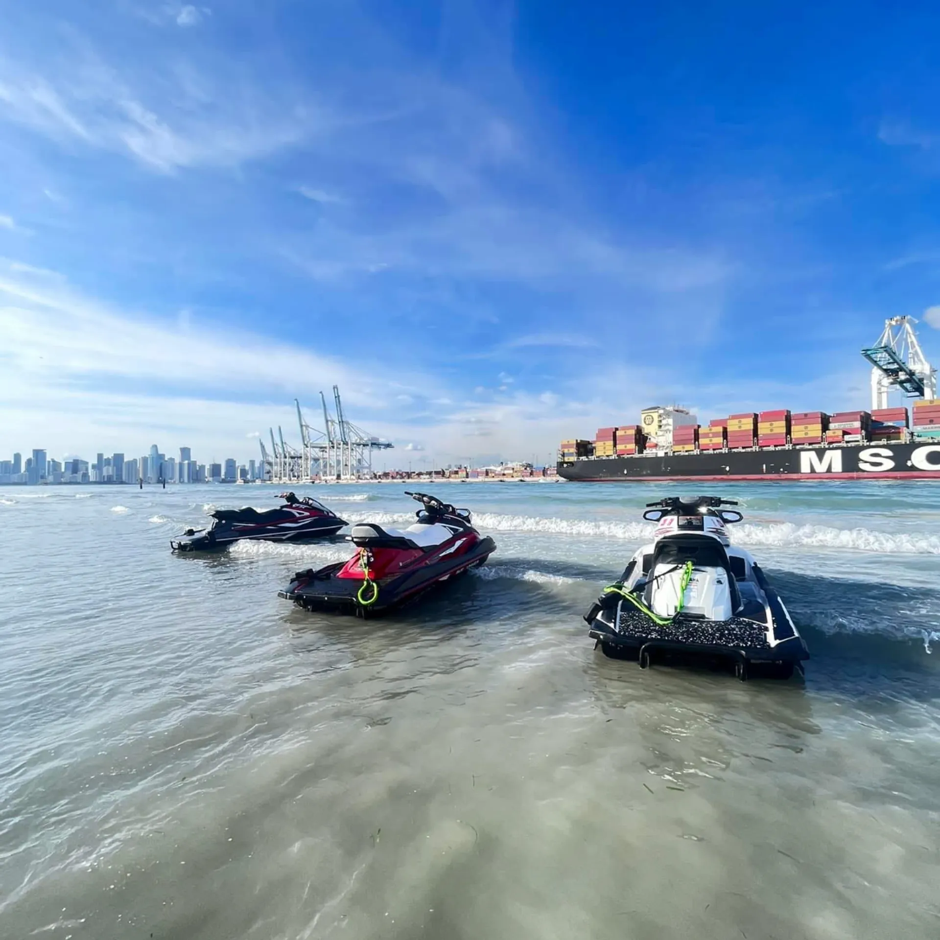 Free hour Luxury catamarán 30”