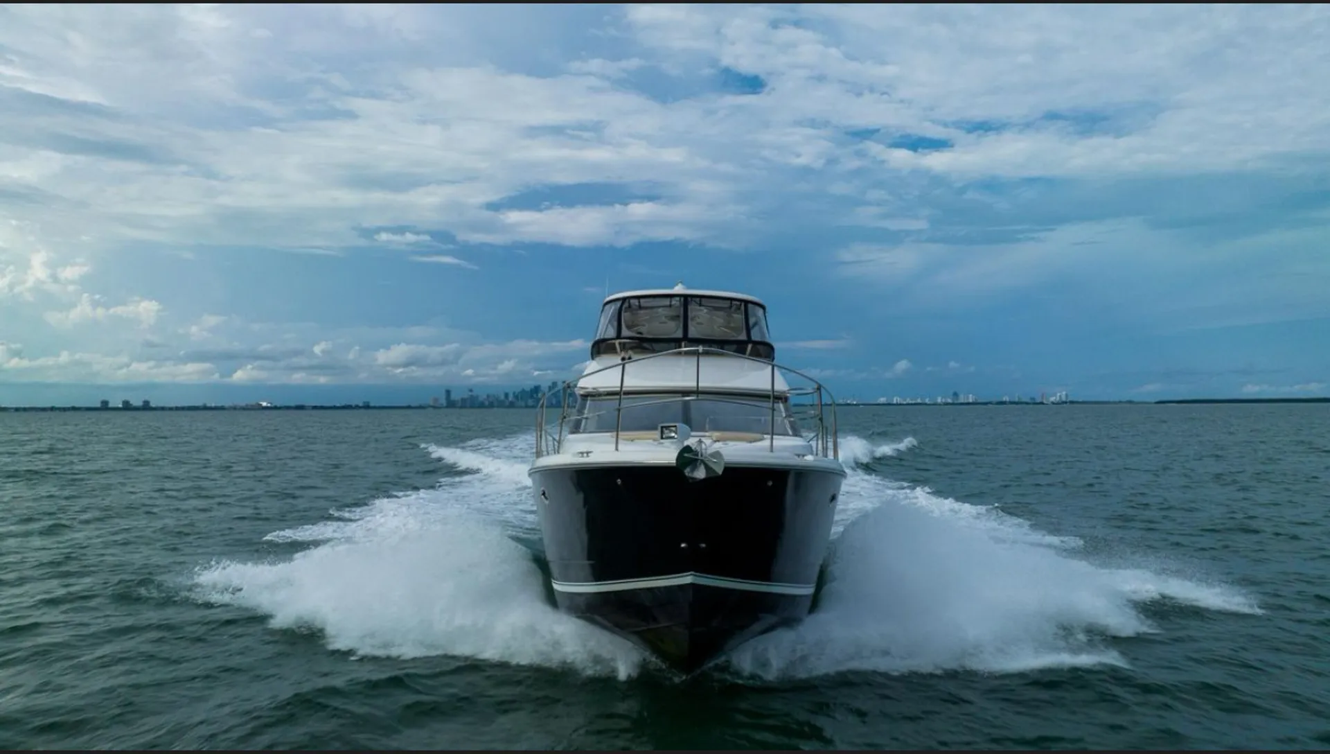 NYC’s BEST 50ft LUXURY MERIDIAN YACHT!!! WITH SEAKEEPER STABILIZER 
